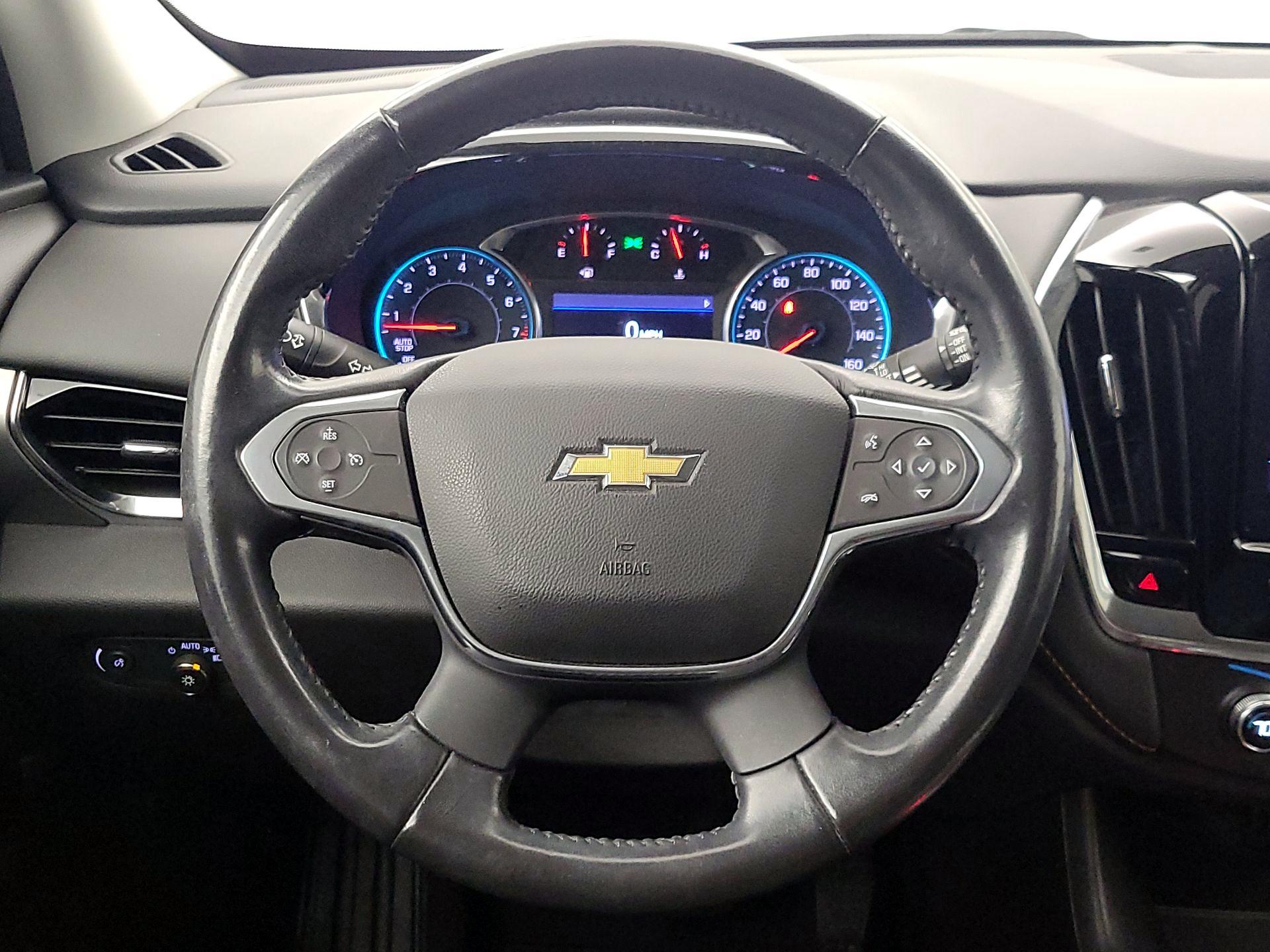 Thumbnail: 2021 Chevrolet Traverse - 10