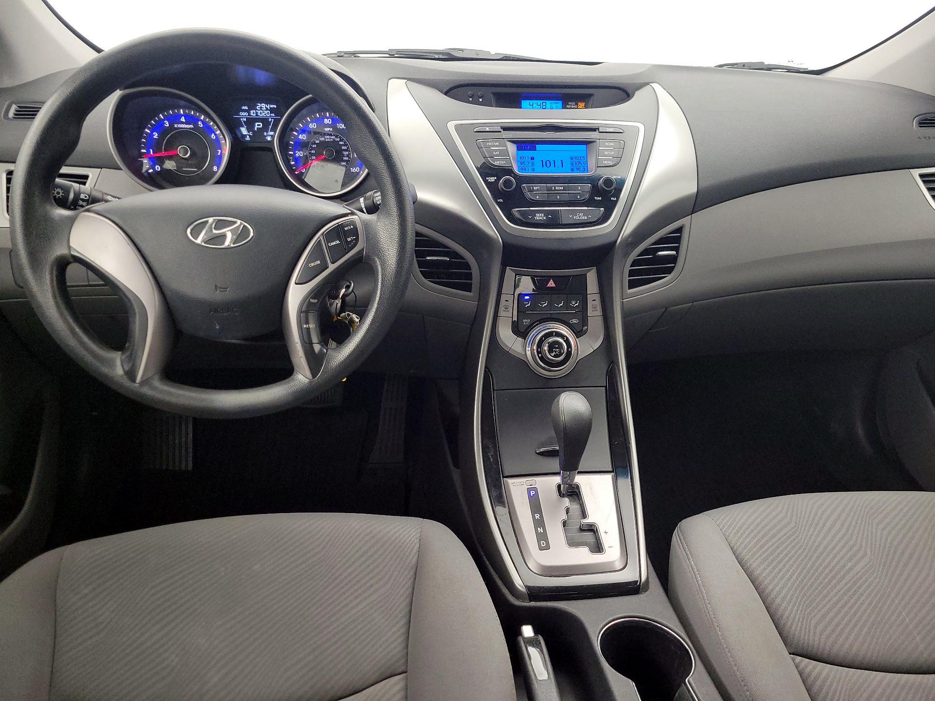 Thumbnail: 2013 Hyundai Elantra - 9