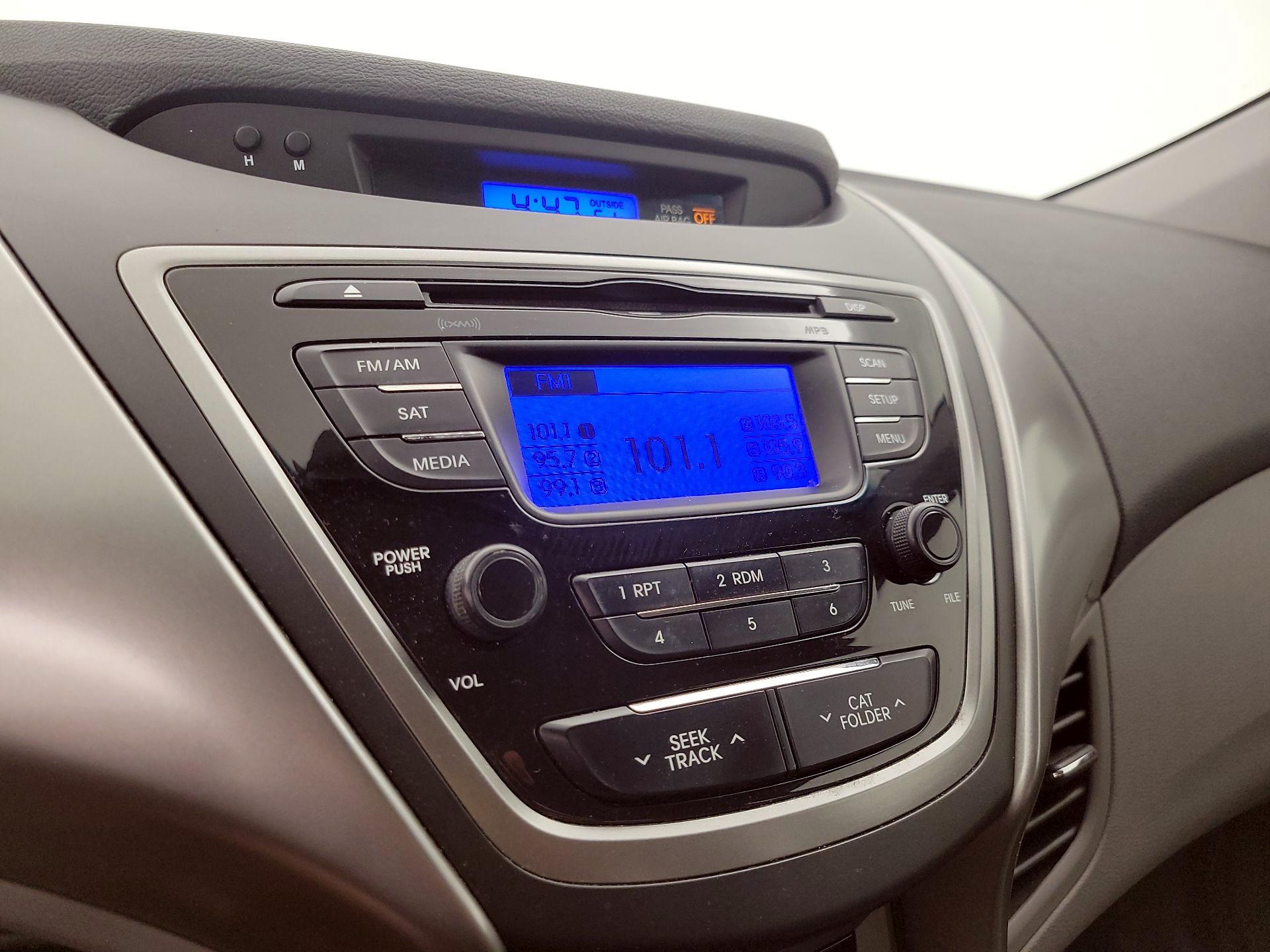 Thumbnail: 2013 Hyundai Elantra - 14