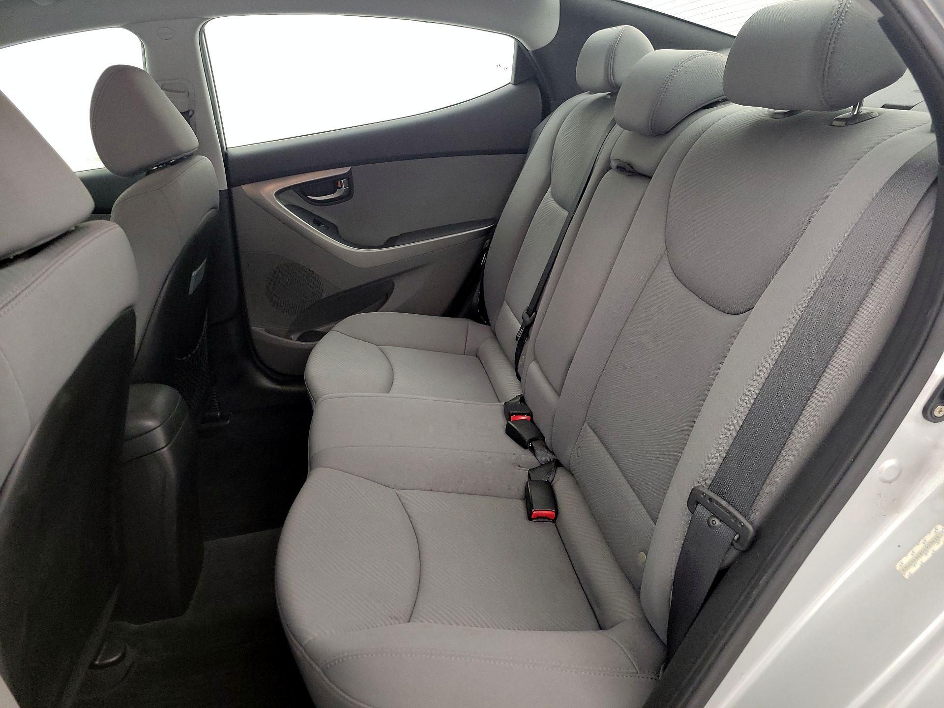 Thumbnail: 2013 Hyundai Elantra - 18