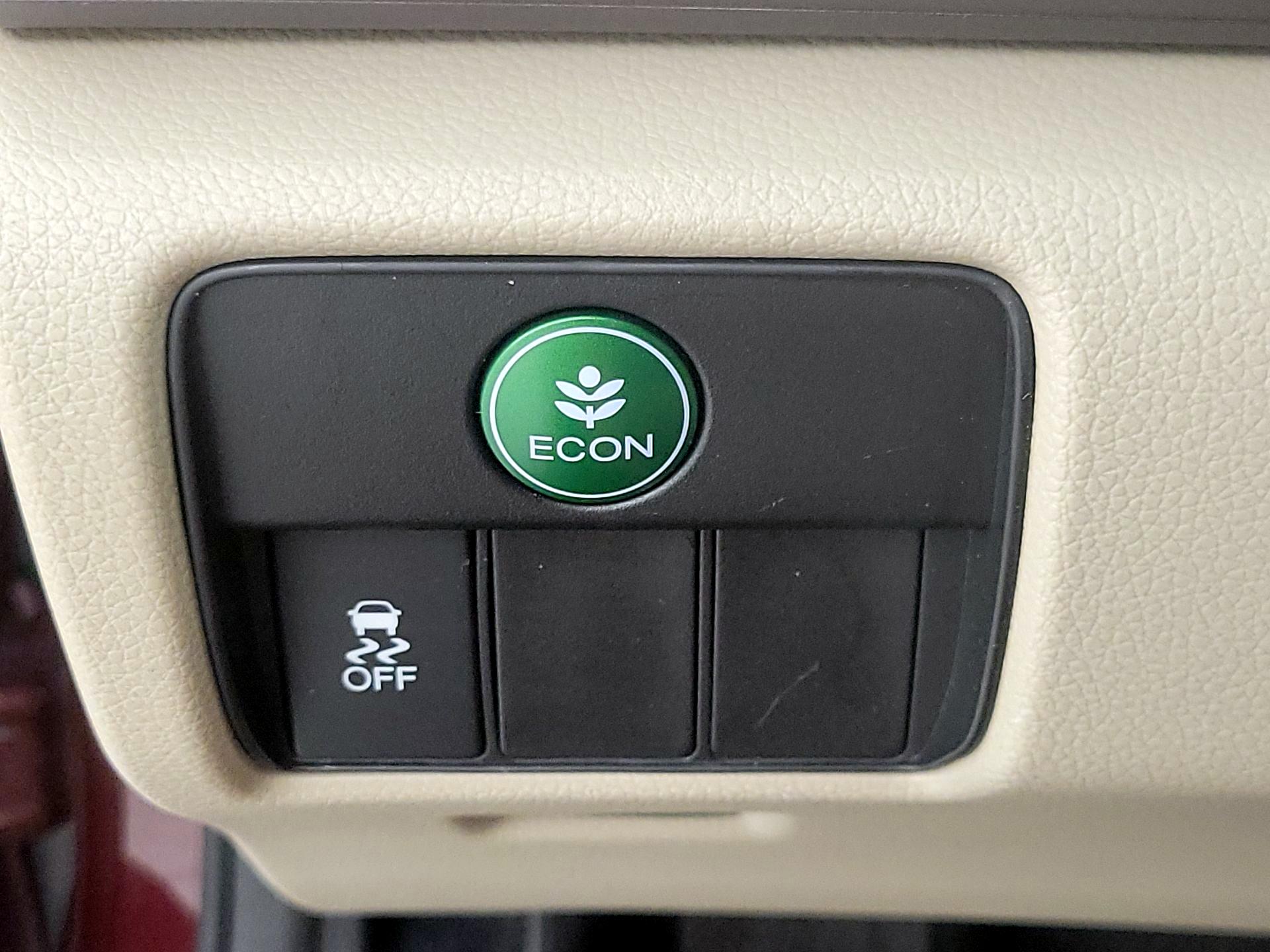 Thumbnail: 2013 Honda Accord - 13