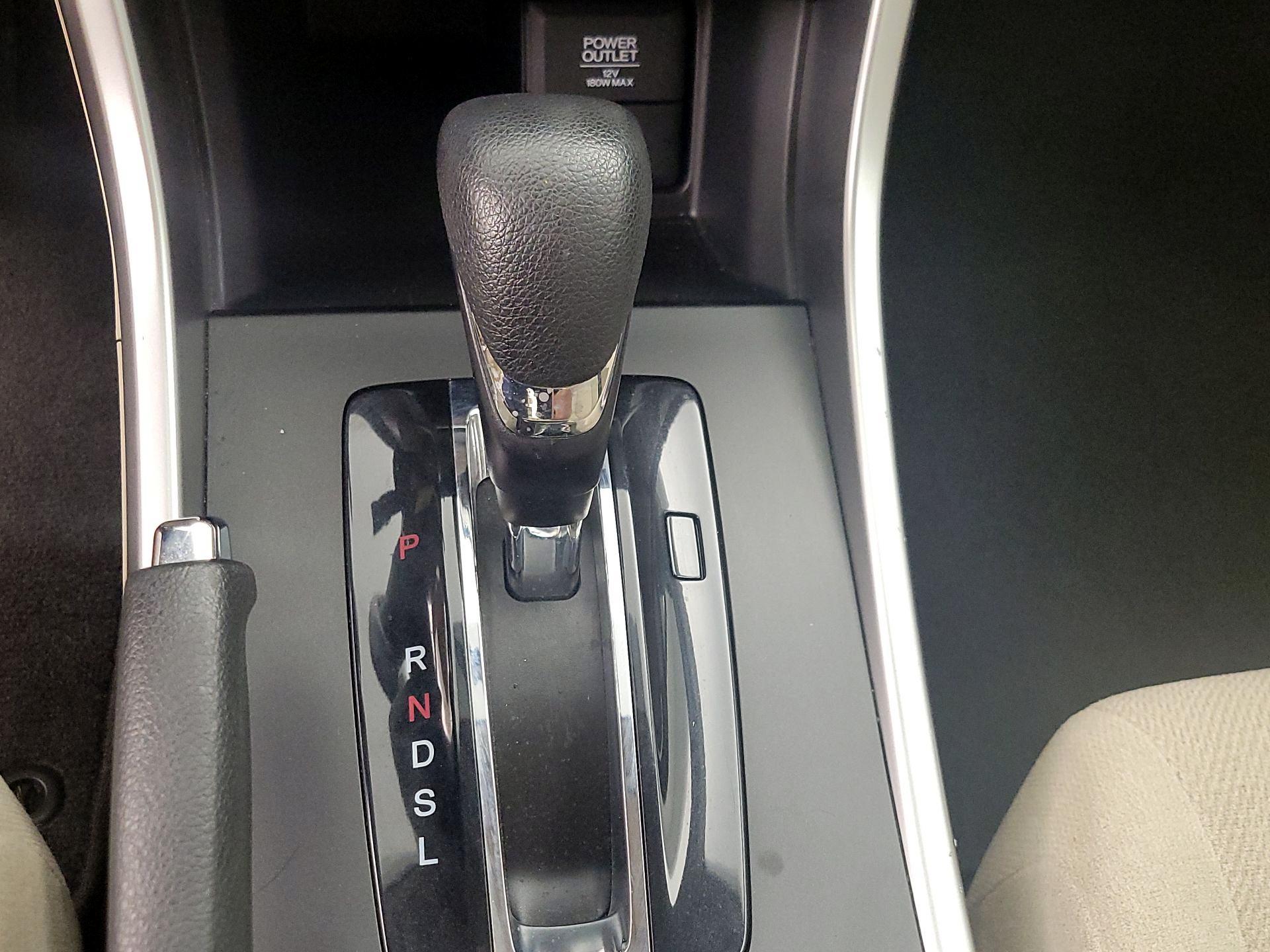 Thumbnail: 2013 Honda Accord - 17