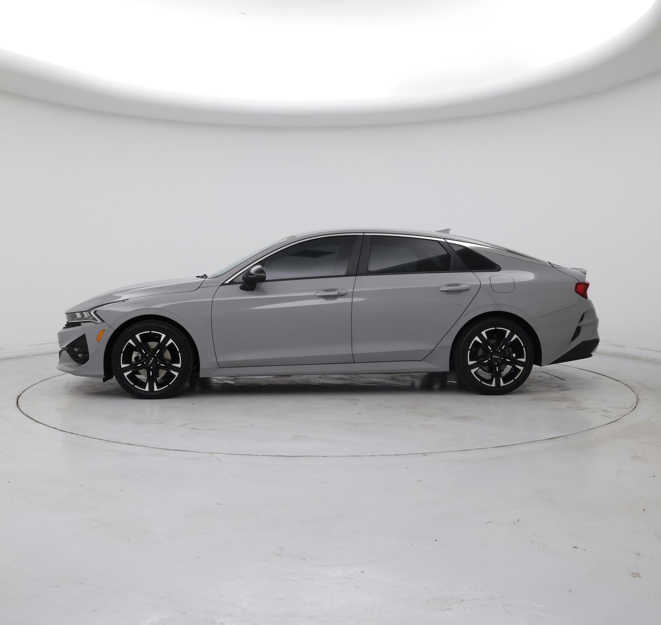 Thumbnail: 2023 Kia K5 - 3