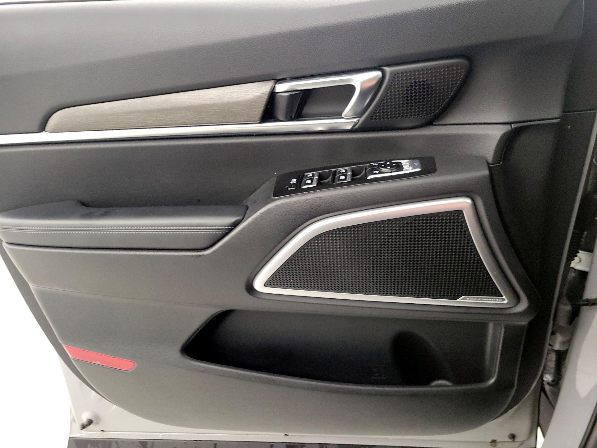 Thumbnail: 2021 Kia Telluride - 12