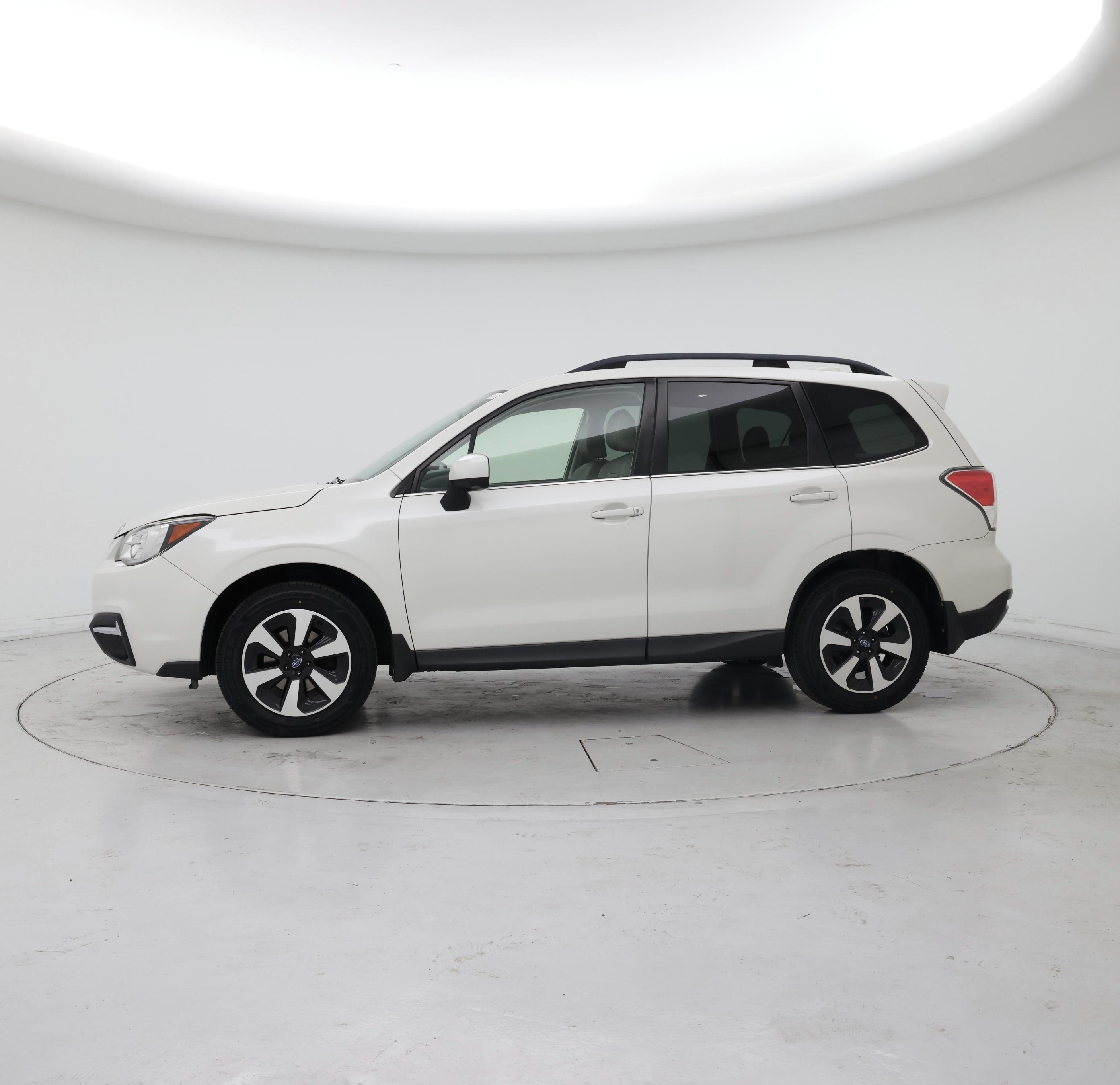 Thumbnail: 2017 Subaru Forester - 3