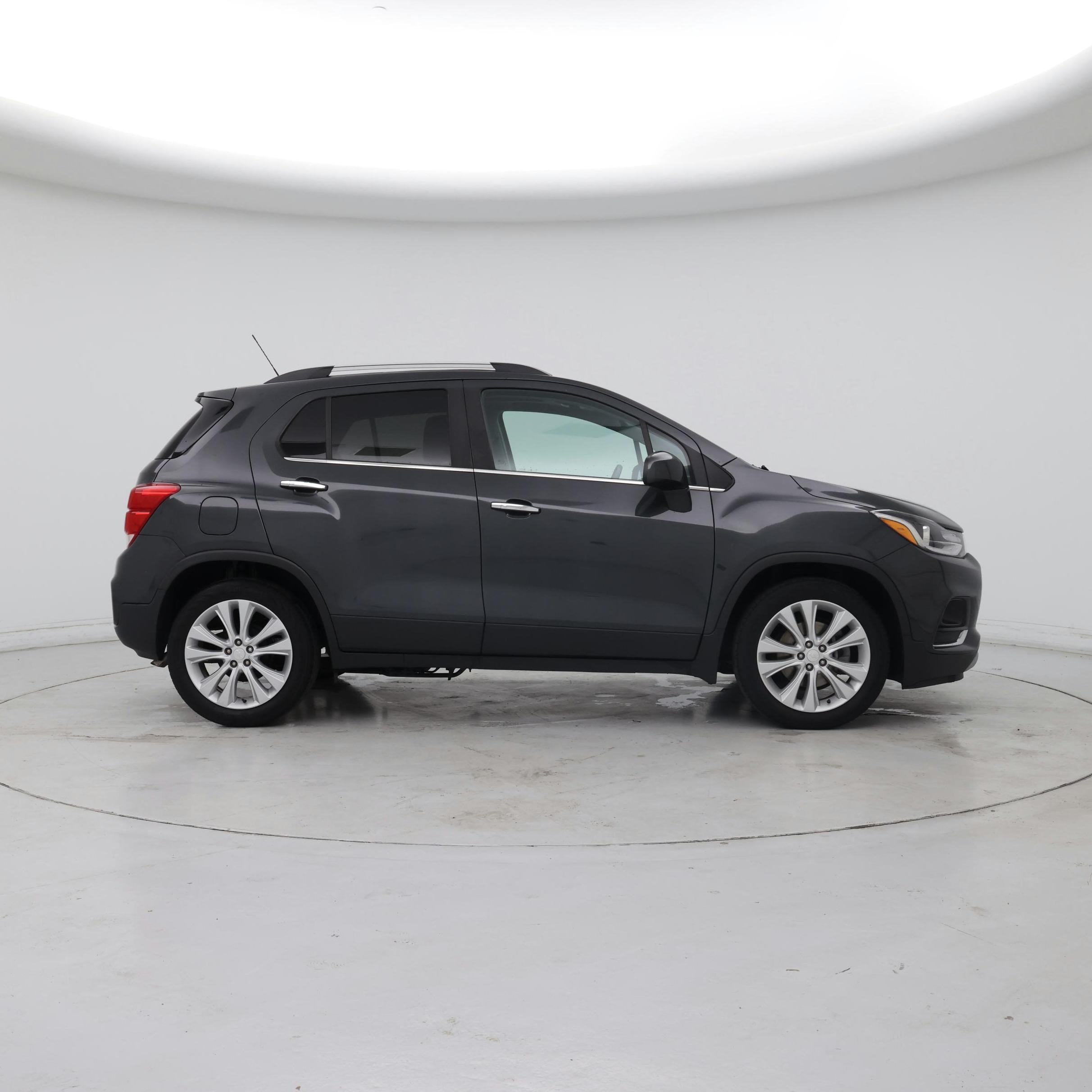 Thumbnail: 2017 Chevrolet Trax - 7