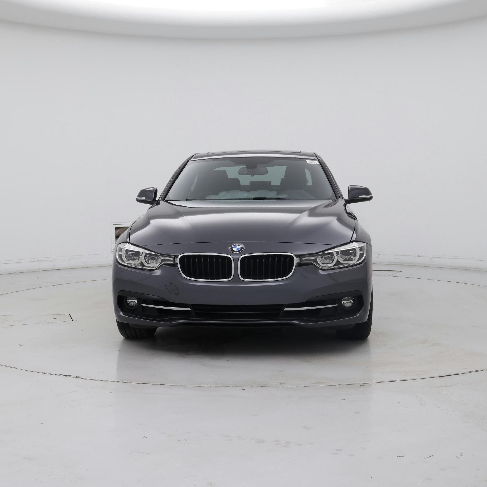 Thumbnail: 2018 BMW 3 Series - 5