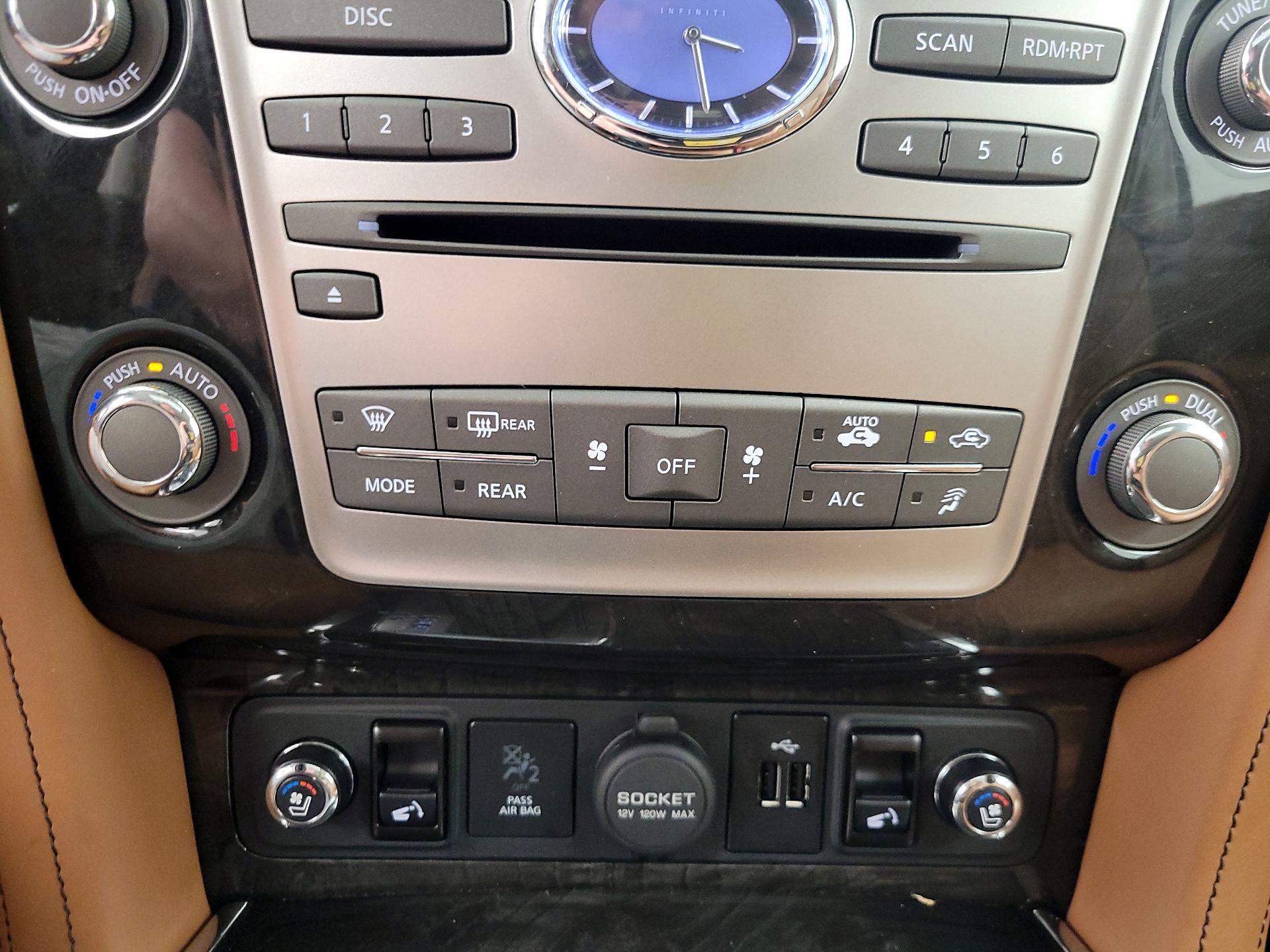 Thumbnail: 2019 INFINITI QX80 - 17
