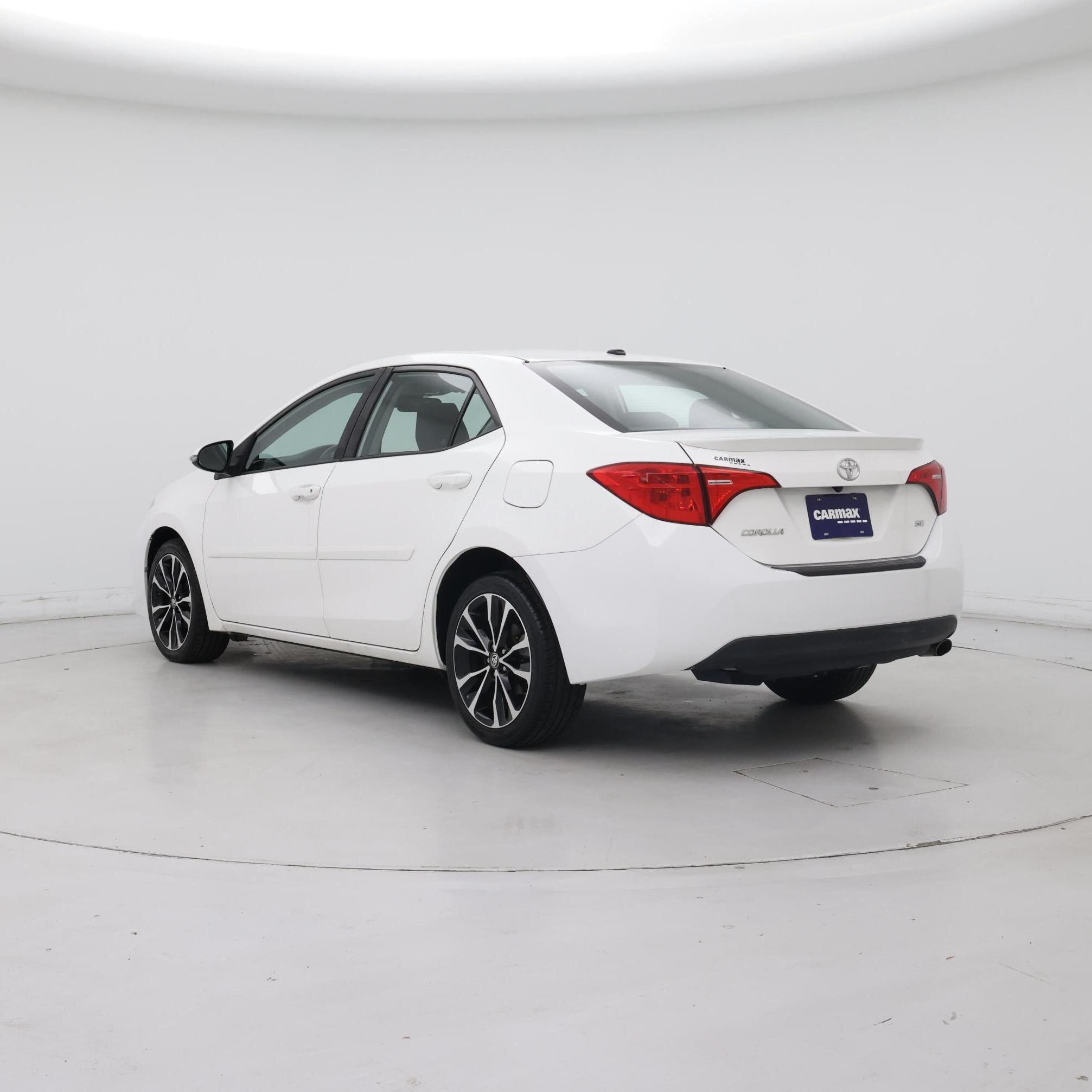 Thumbnail: 2017 Toyota Corolla - 2