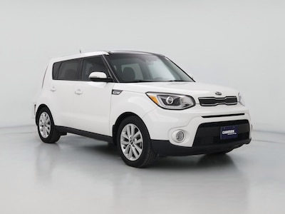 White 2018 Kia Soul +