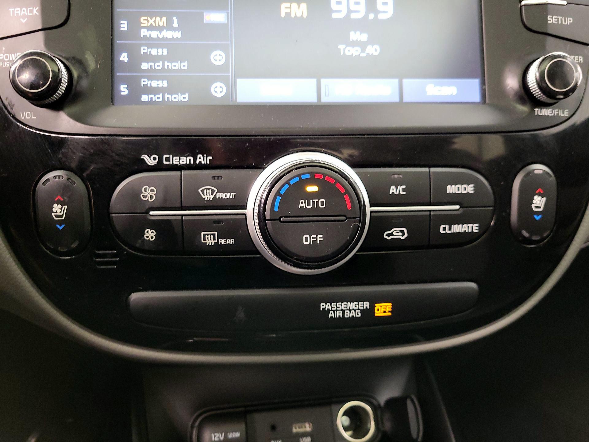 Thumbnail: 2018 Kia Soul - 17