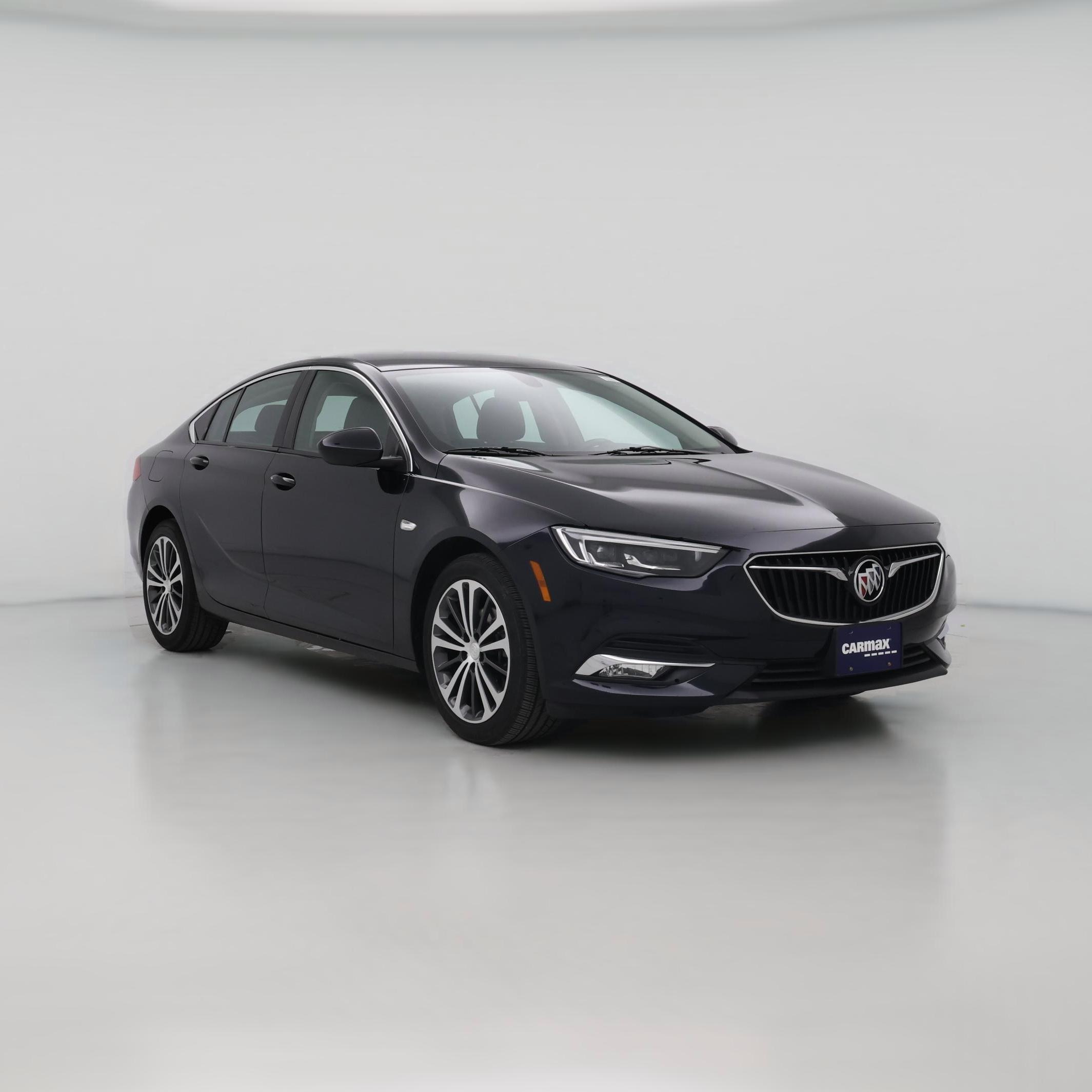 Thumbnail: 2018 Buick Regal - 1