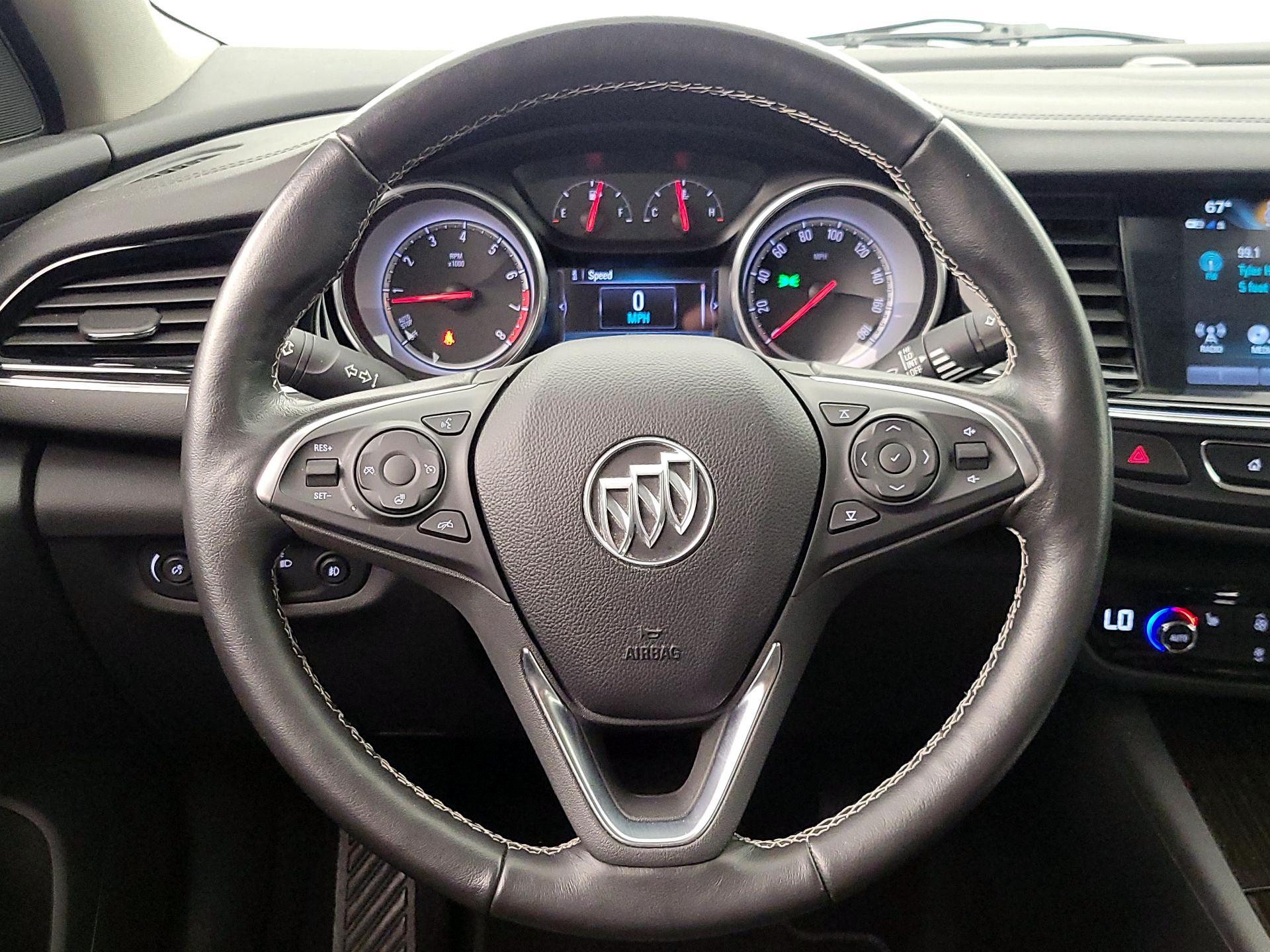 Thumbnail: 2018 Buick Regal - 10