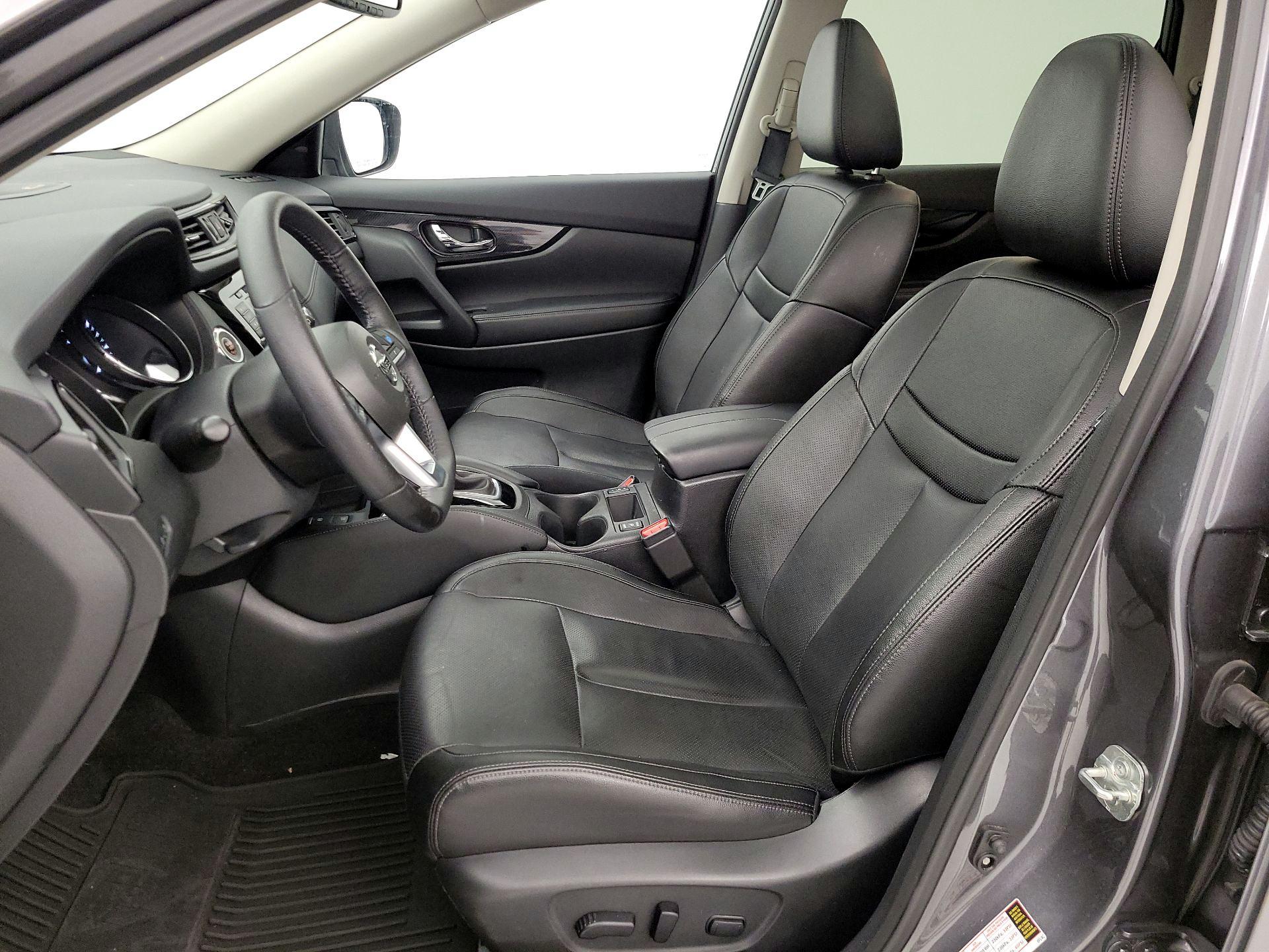 Thumbnail: 2019 Nissan Rogue - 11