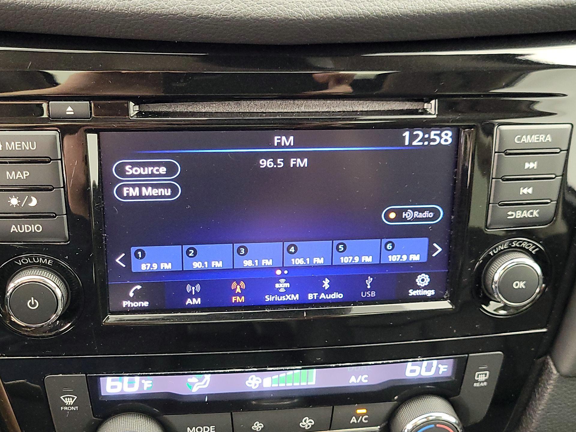 Thumbnail: 2019 Nissan Rogue - 15
