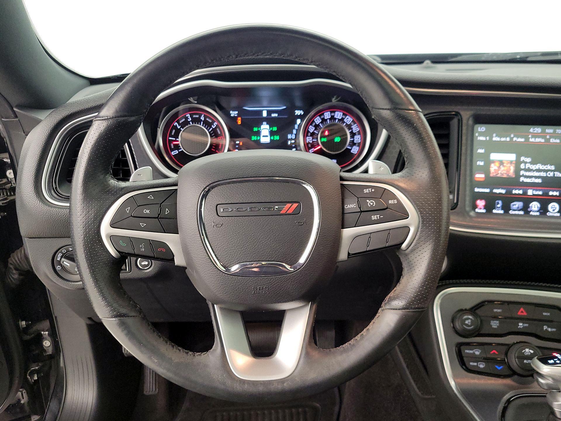 Thumbnail: 2016 Dodge Challenger - 10