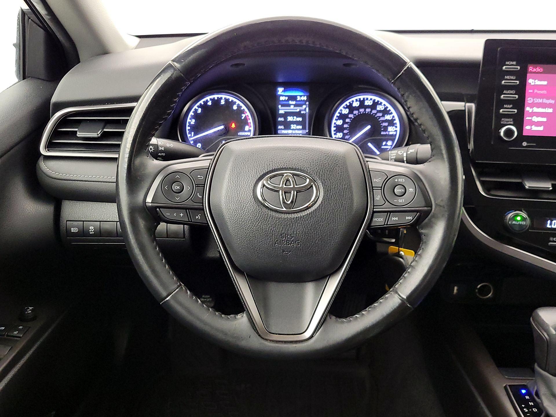 Thumbnail: 2021 Toyota Camry - 10