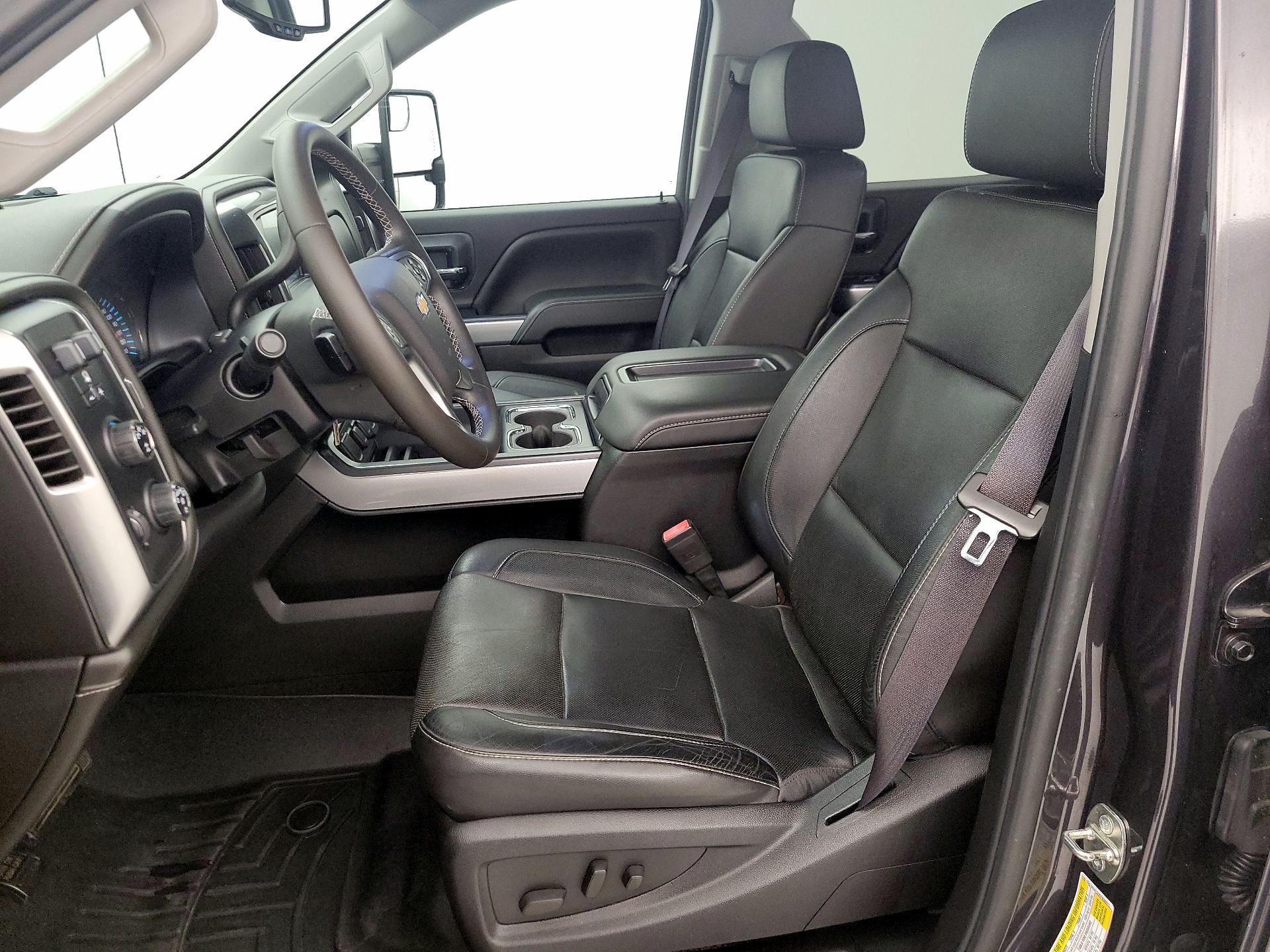 Thumbnail: 2015 Chevrolet Silverado 2500 - 11