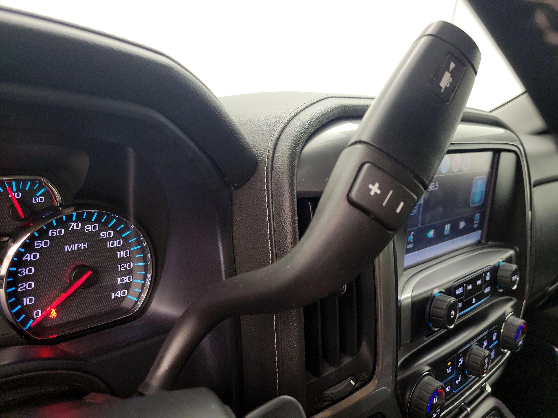 Thumbnail: 2015 Chevrolet Silverado 2500 - 17