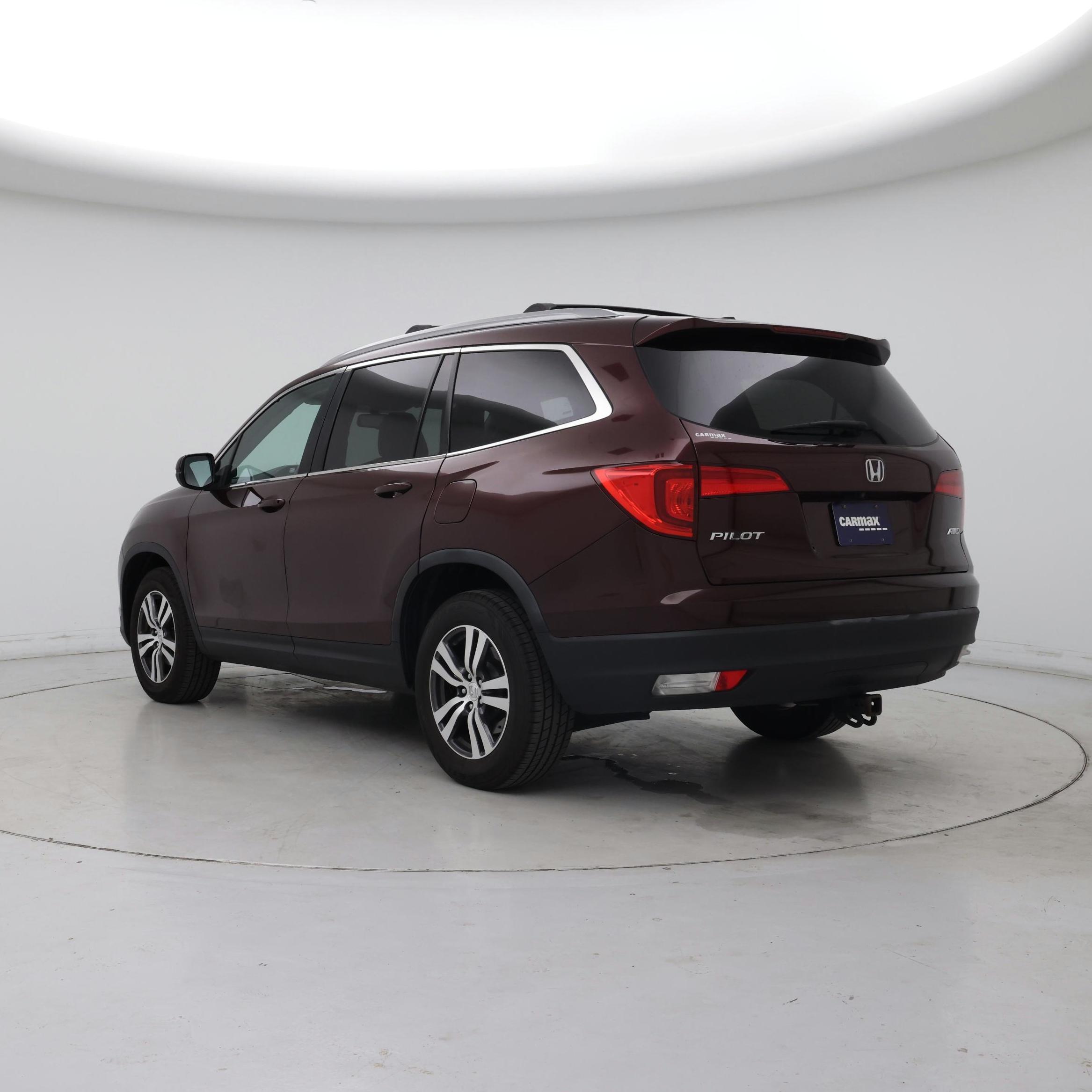 Thumbnail: 2016 Honda Pilot - 2