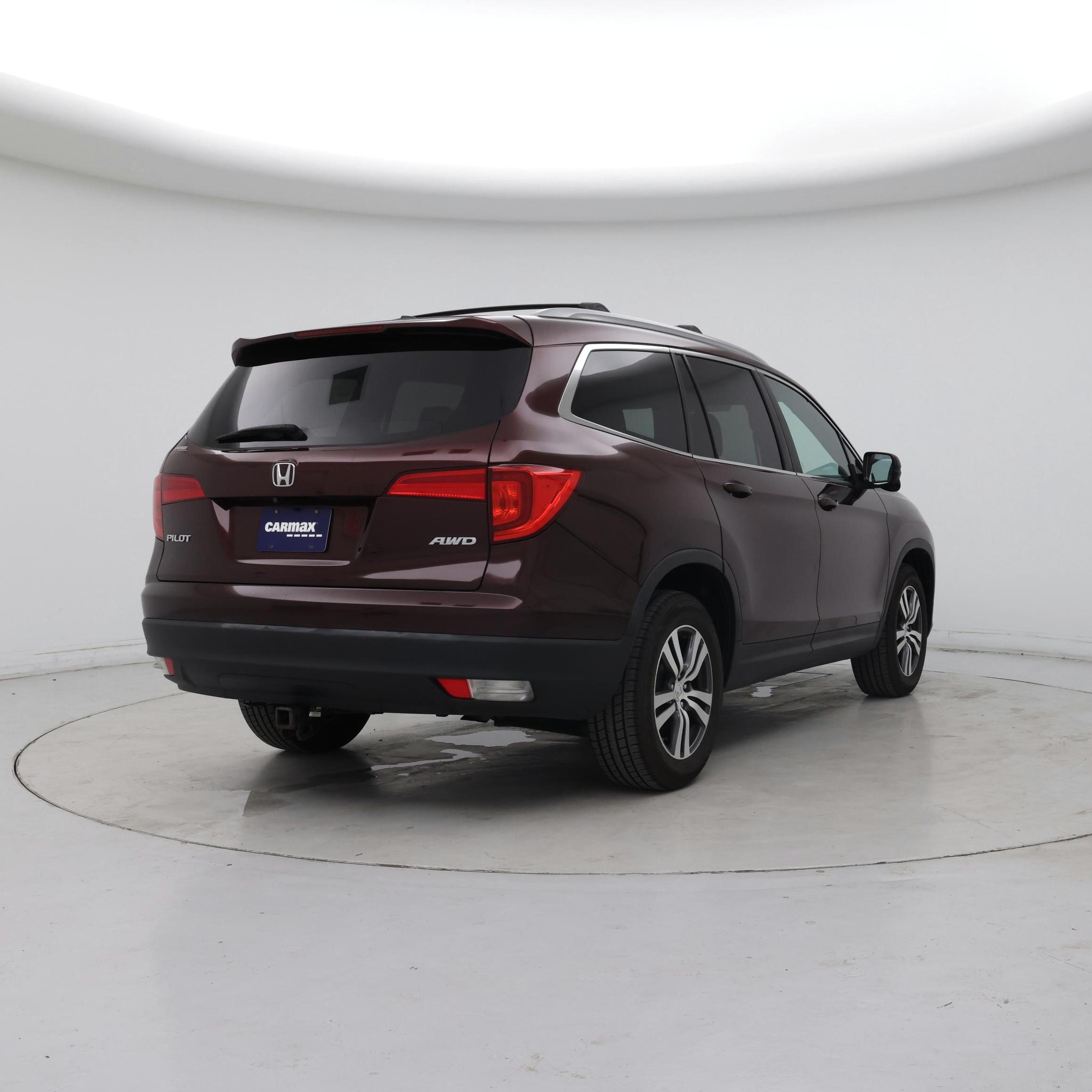 Thumbnail: 2016 Honda Pilot - 8