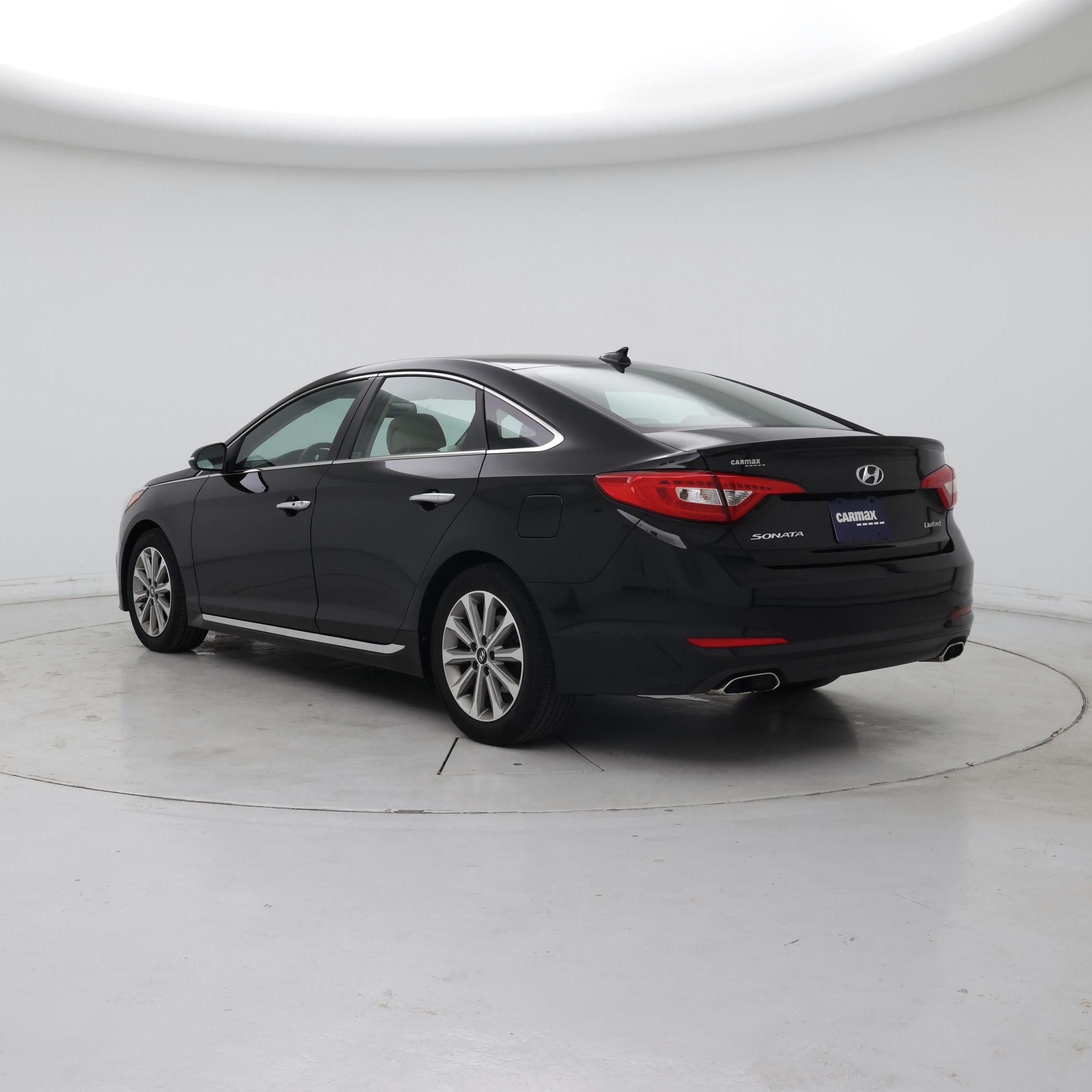 Thumbnail: 2016 Hyundai Sonata - 2