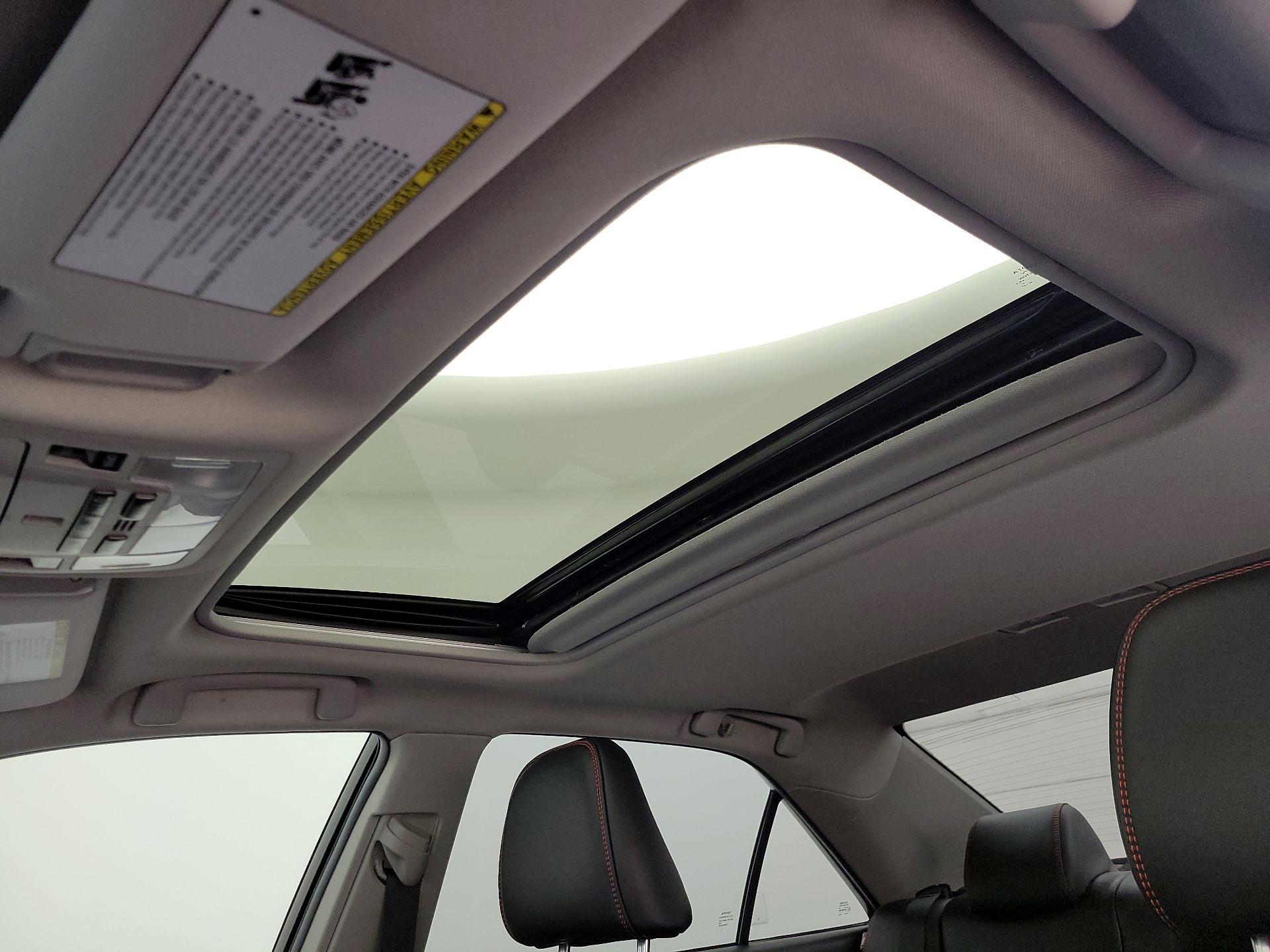 Thumbnail: 2016 Toyota Camry - 20