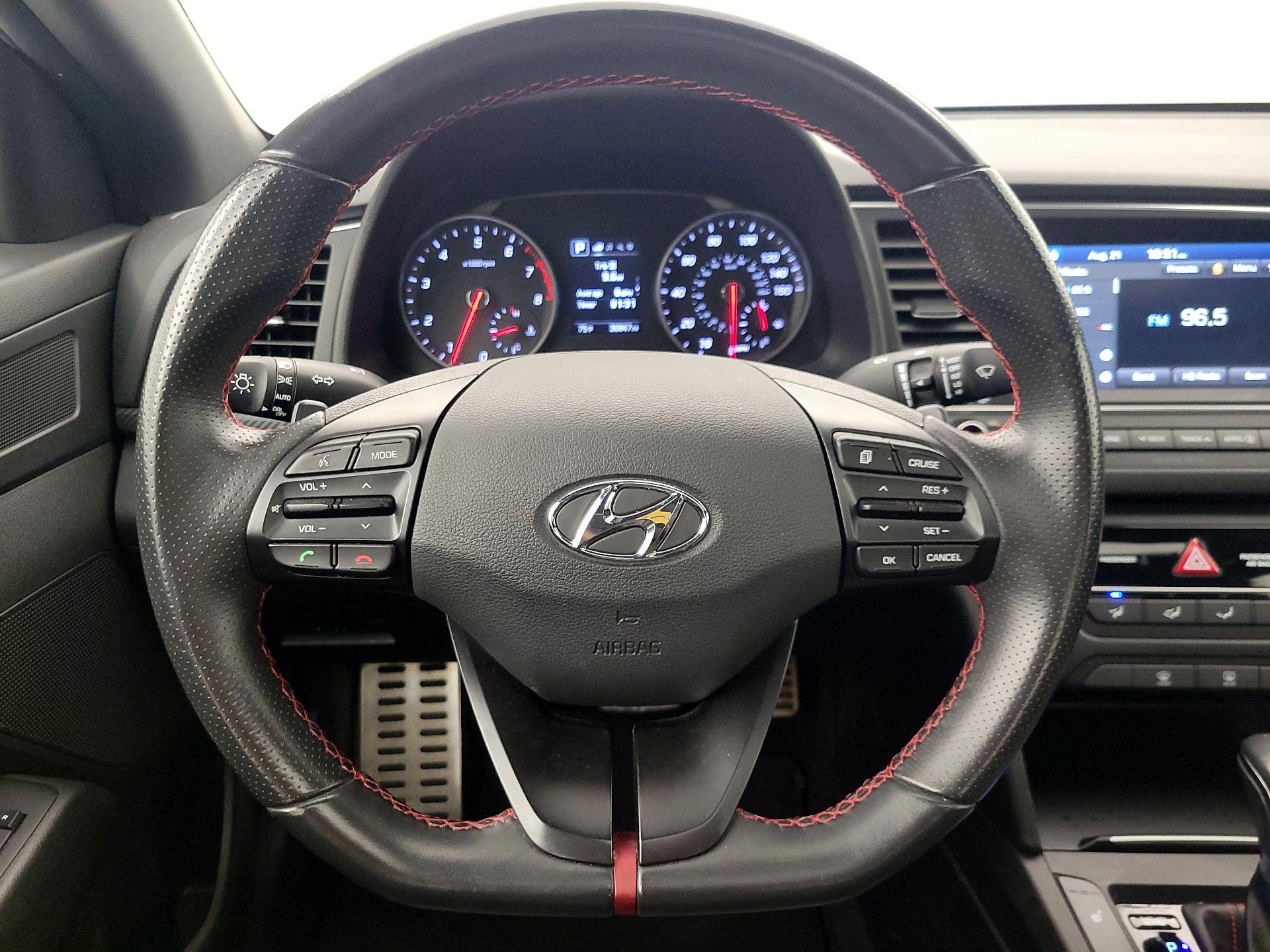 Thumbnail: 2018 Hyundai Elantra - 10