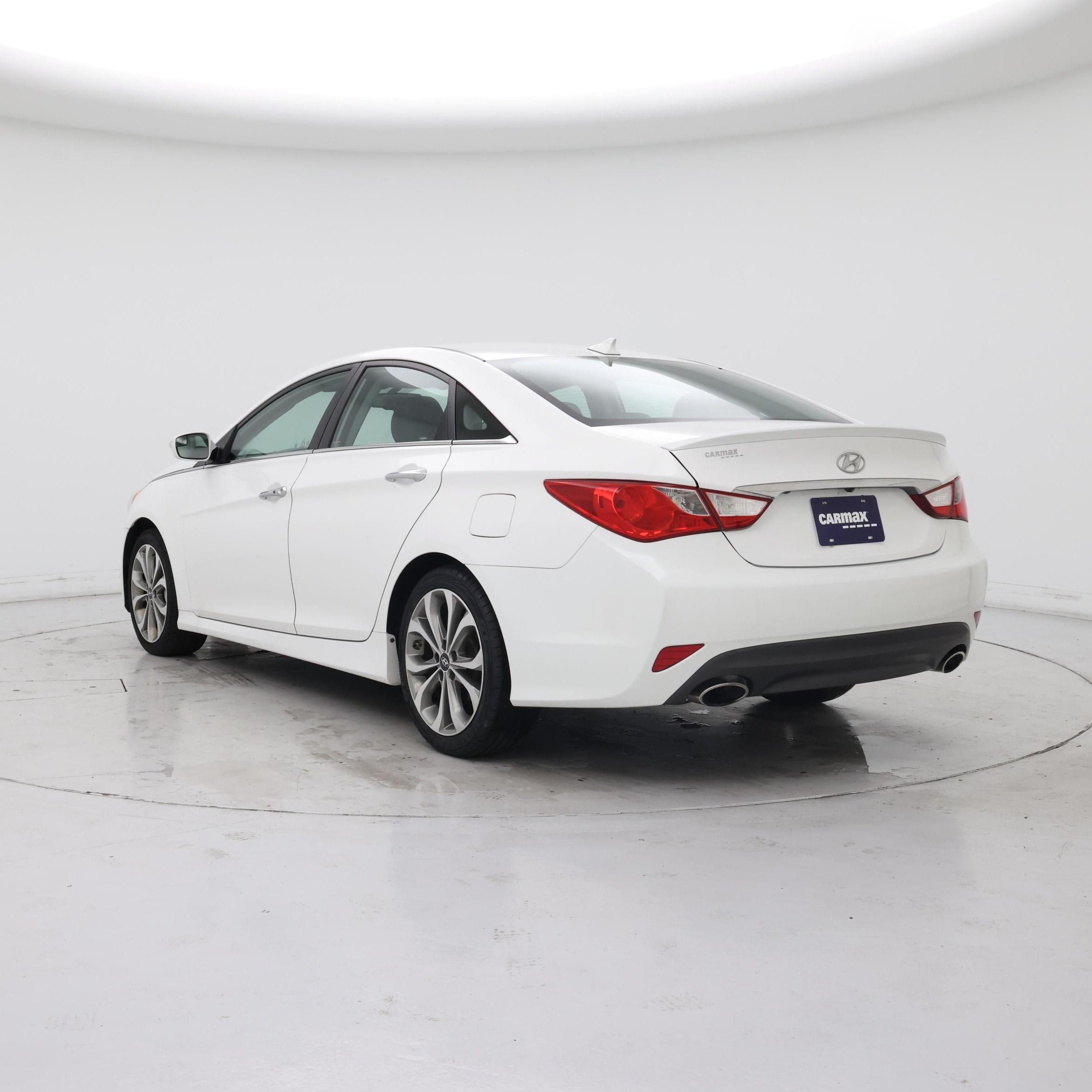 Thumbnail: 2014 Hyundai Sonata - 2