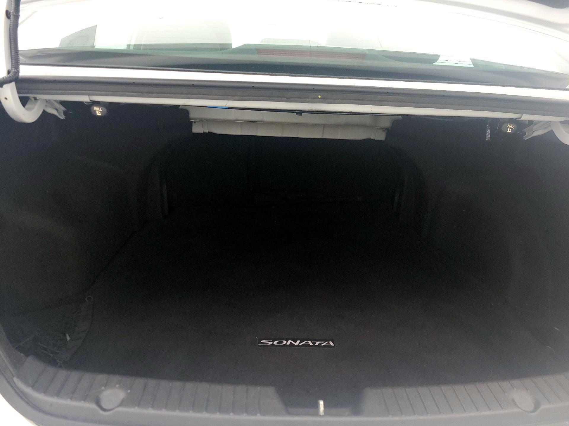 Thumbnail: 2014 Hyundai Sonata - 20