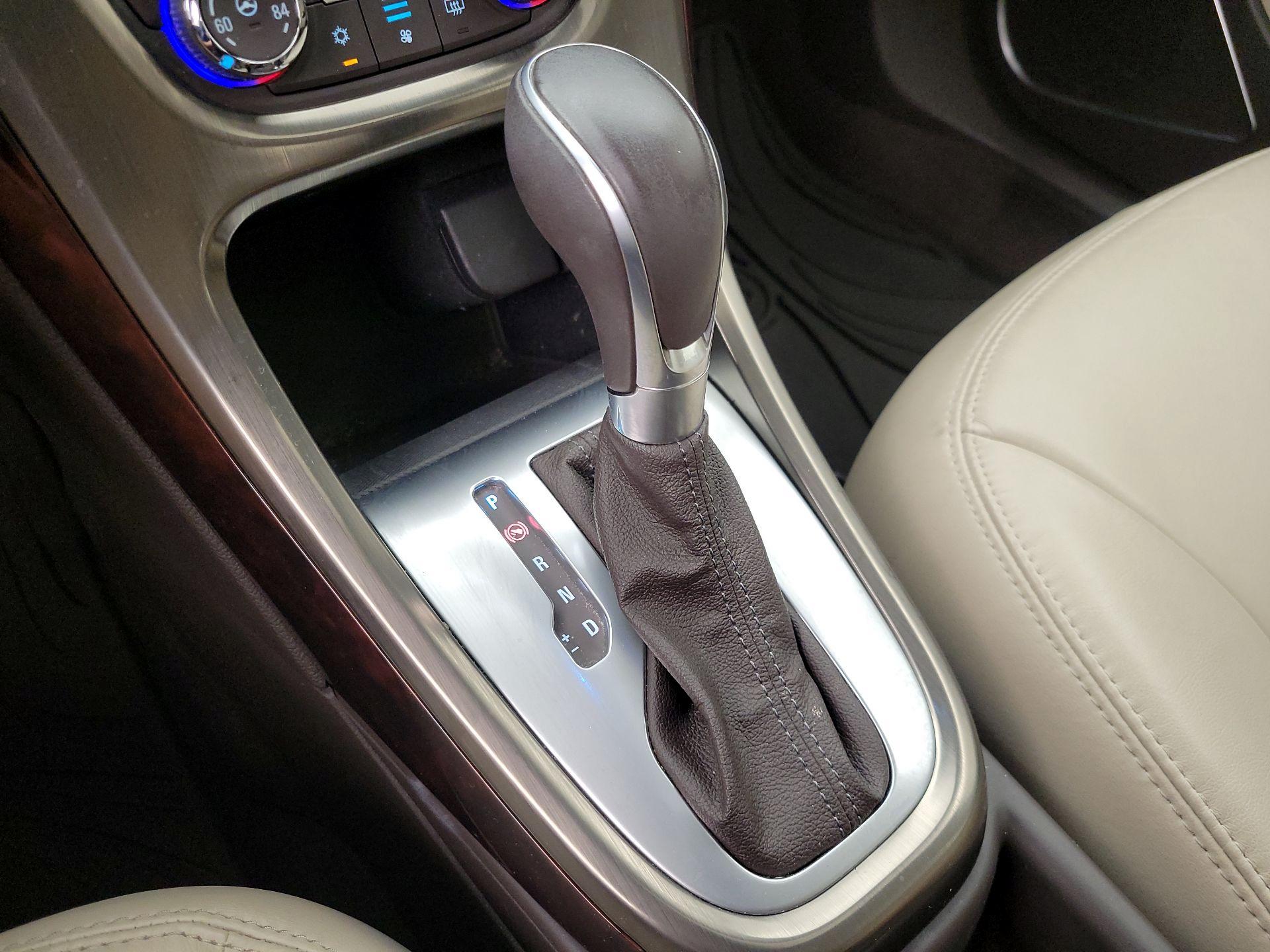 Thumbnail: 2015 Buick Verano - 18