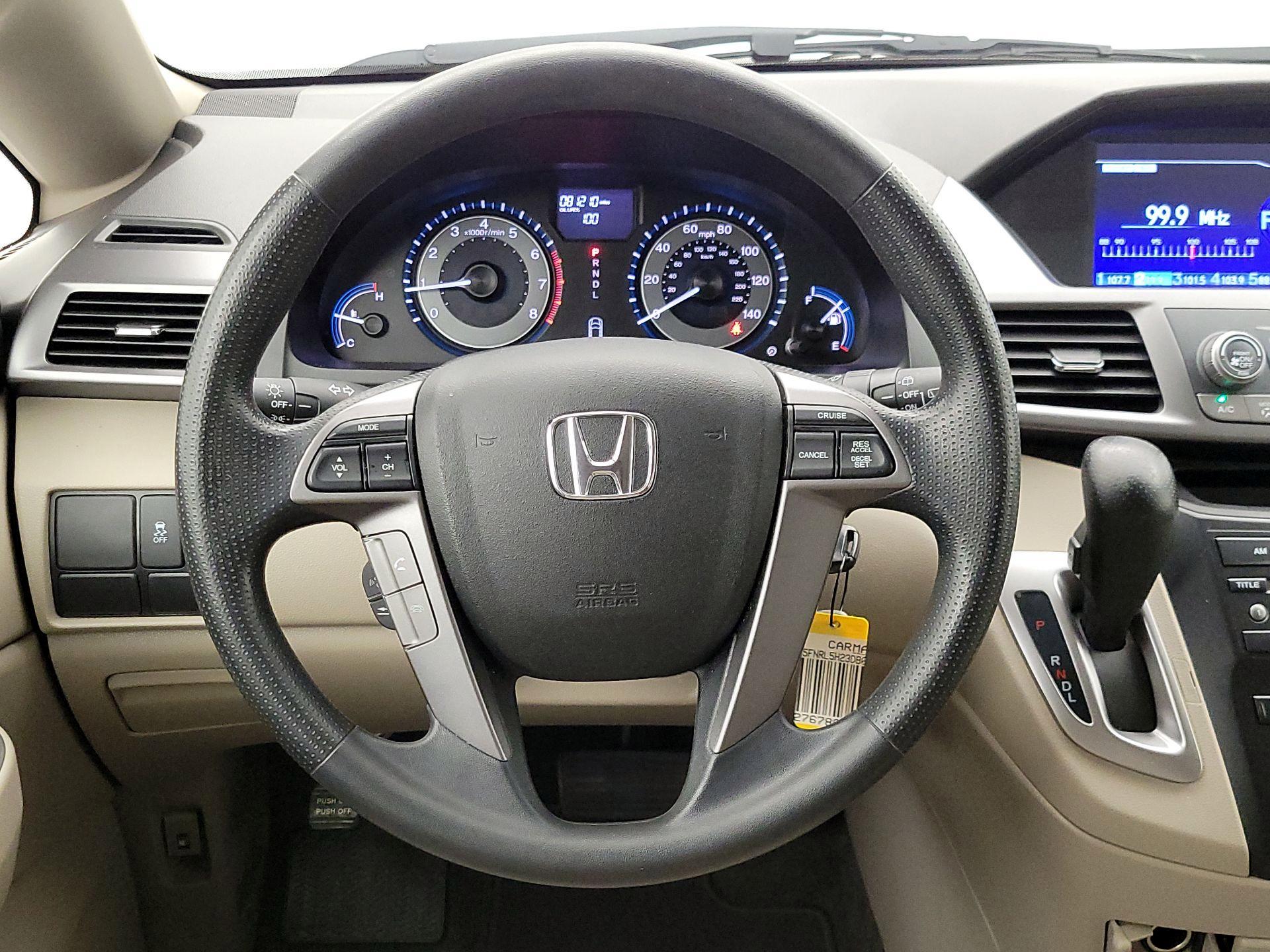 Thumbnail: 2013 Honda Odyssey - 10