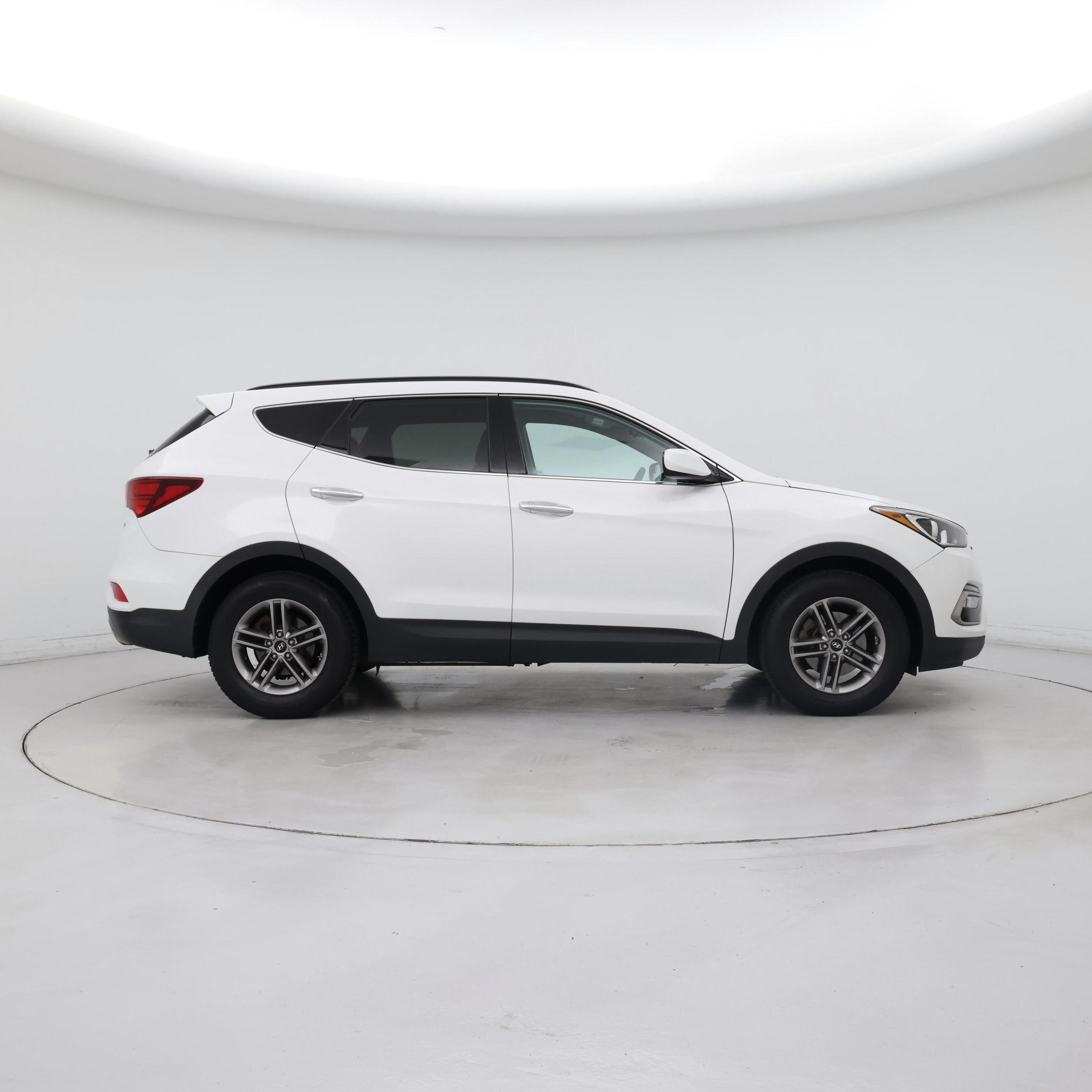 Thumbnail: 2017 Hyundai Santa Fe - 7