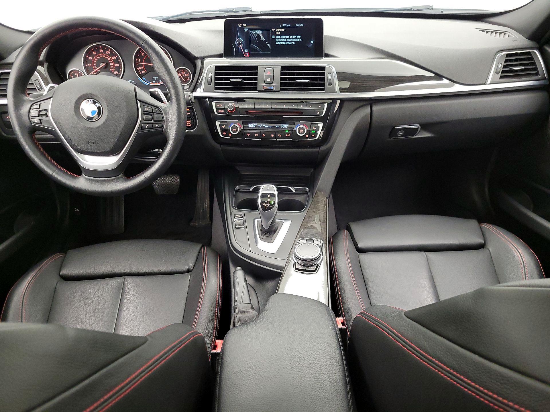 Thumbnail: 2016 BMW 3 Series - 9