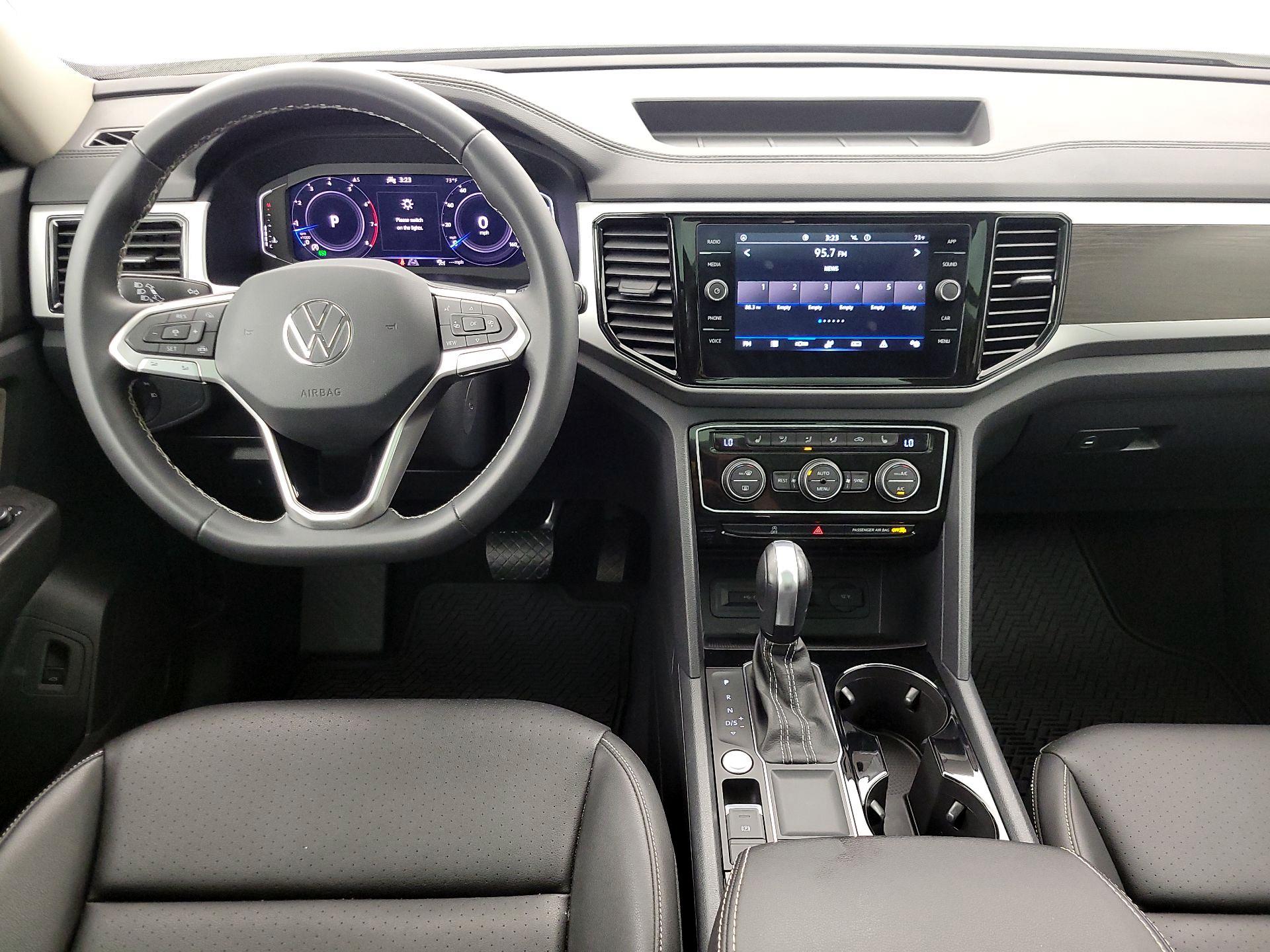 Thumbnail: 2023 Volkswagen Atlas - 9