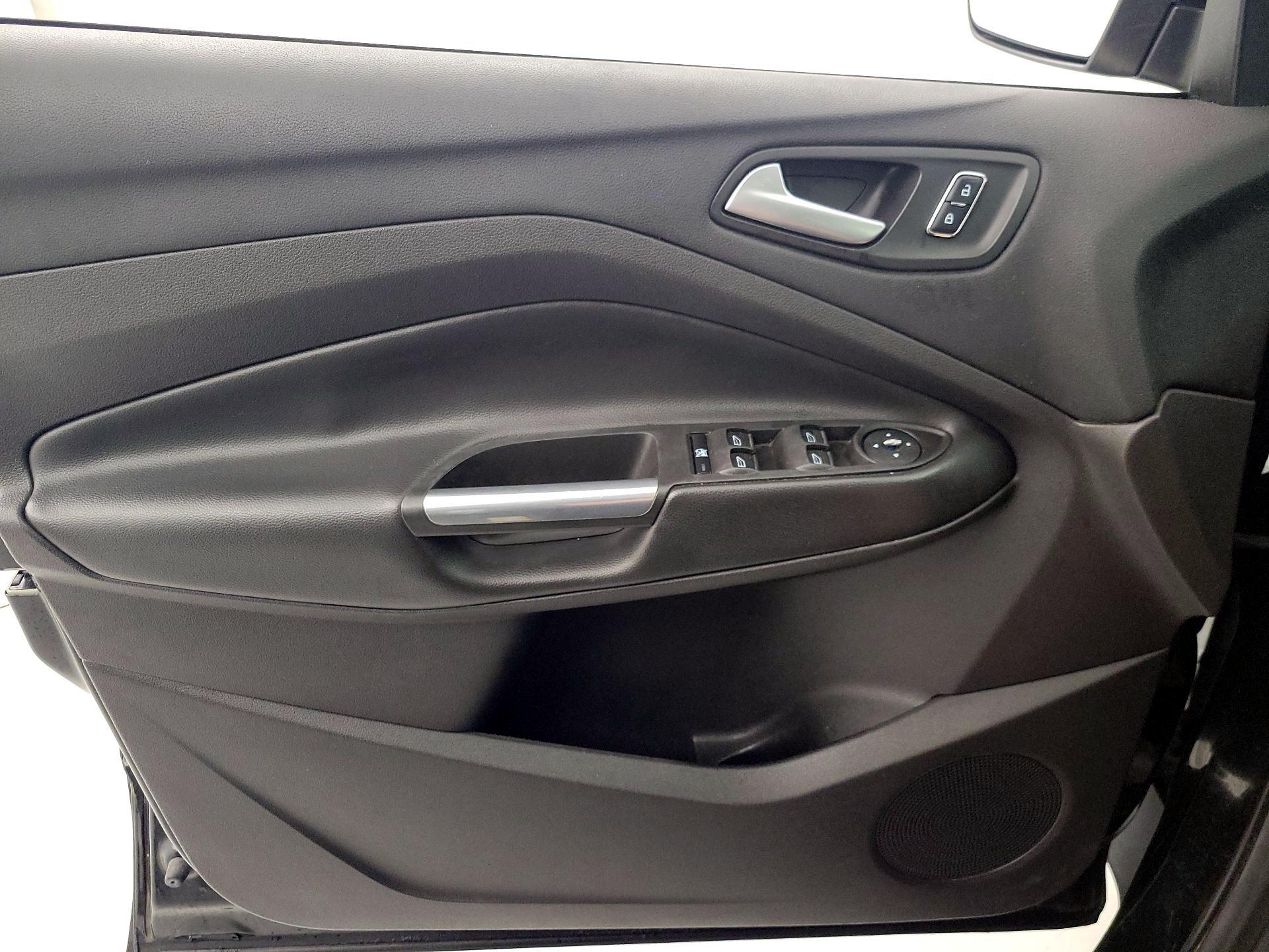 Thumbnail: 2015 Ford Escape - 12