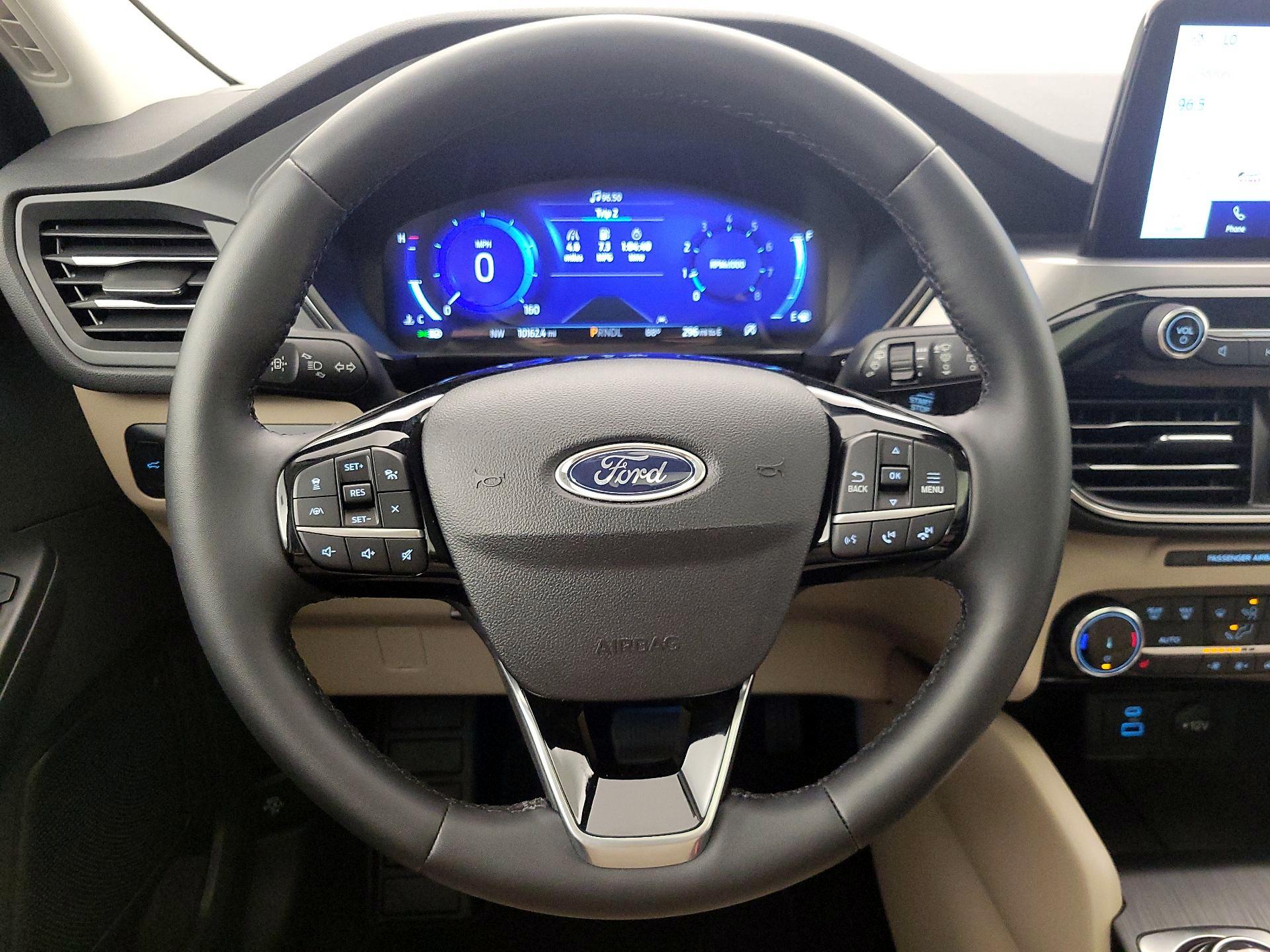 Thumbnail: 2022 Ford Escape - 10