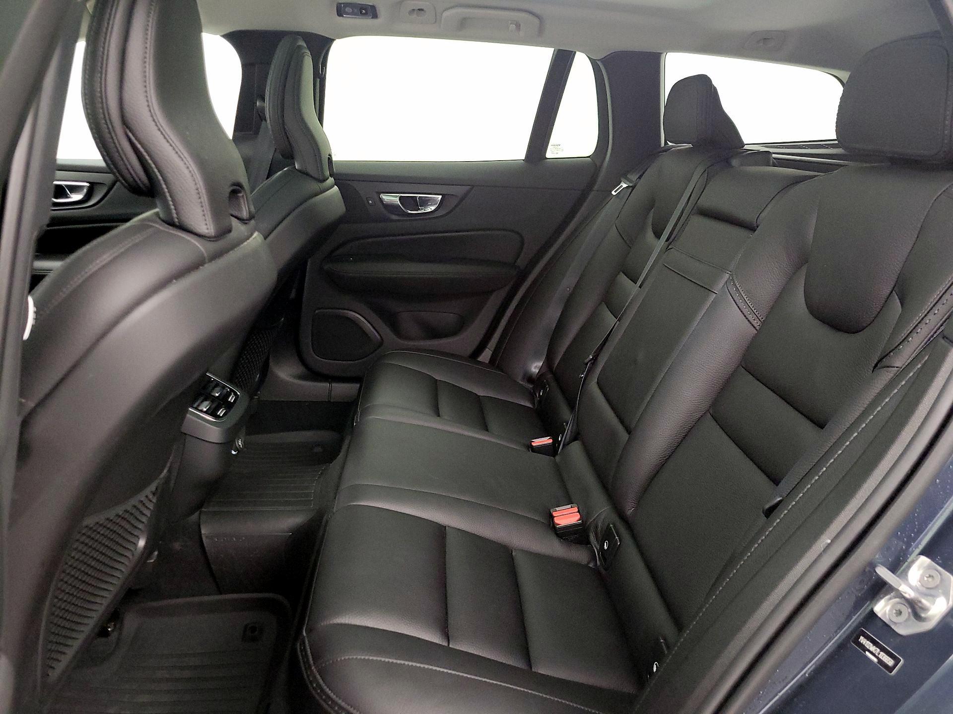 Thumbnail: 2020 Volvo S60 - 20