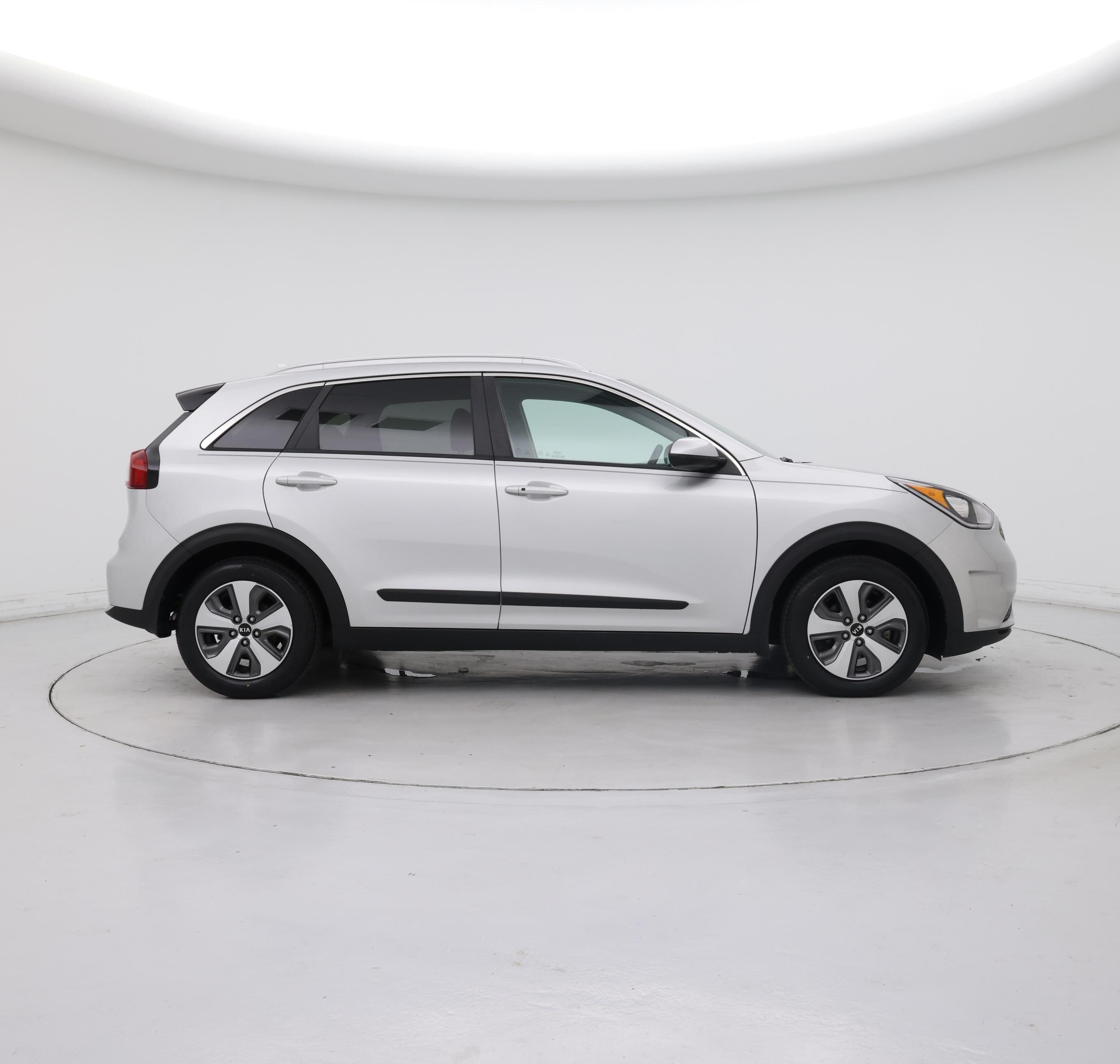 Thumbnail: 2019 Kia Niro - 7