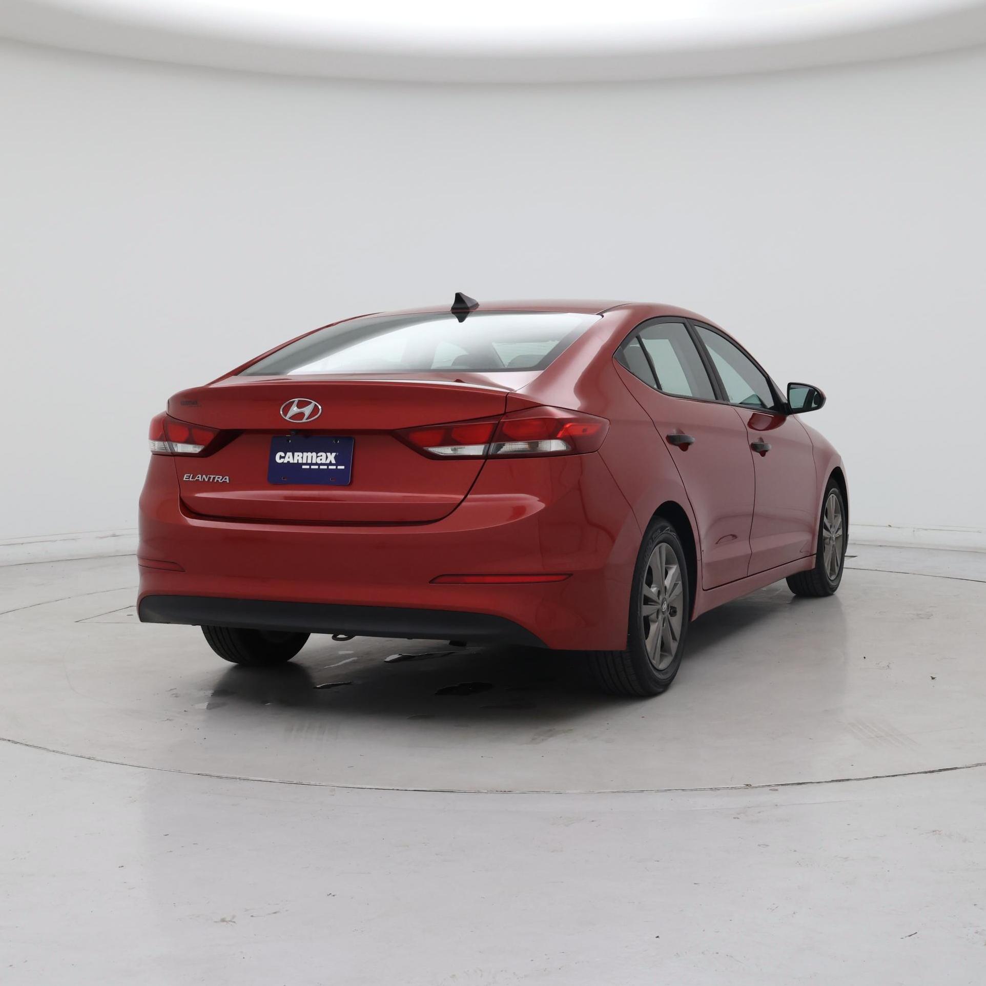 Thumbnail: 2017 Hyundai Elantra - 8