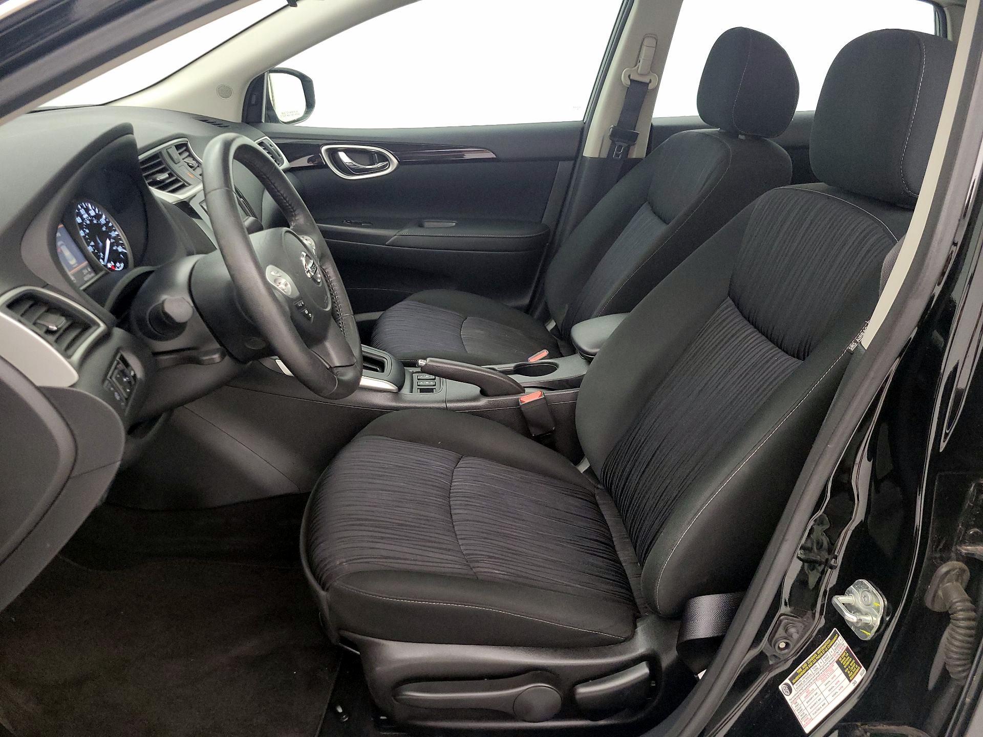 Thumbnail: 2019 Nissan Sentra - 11