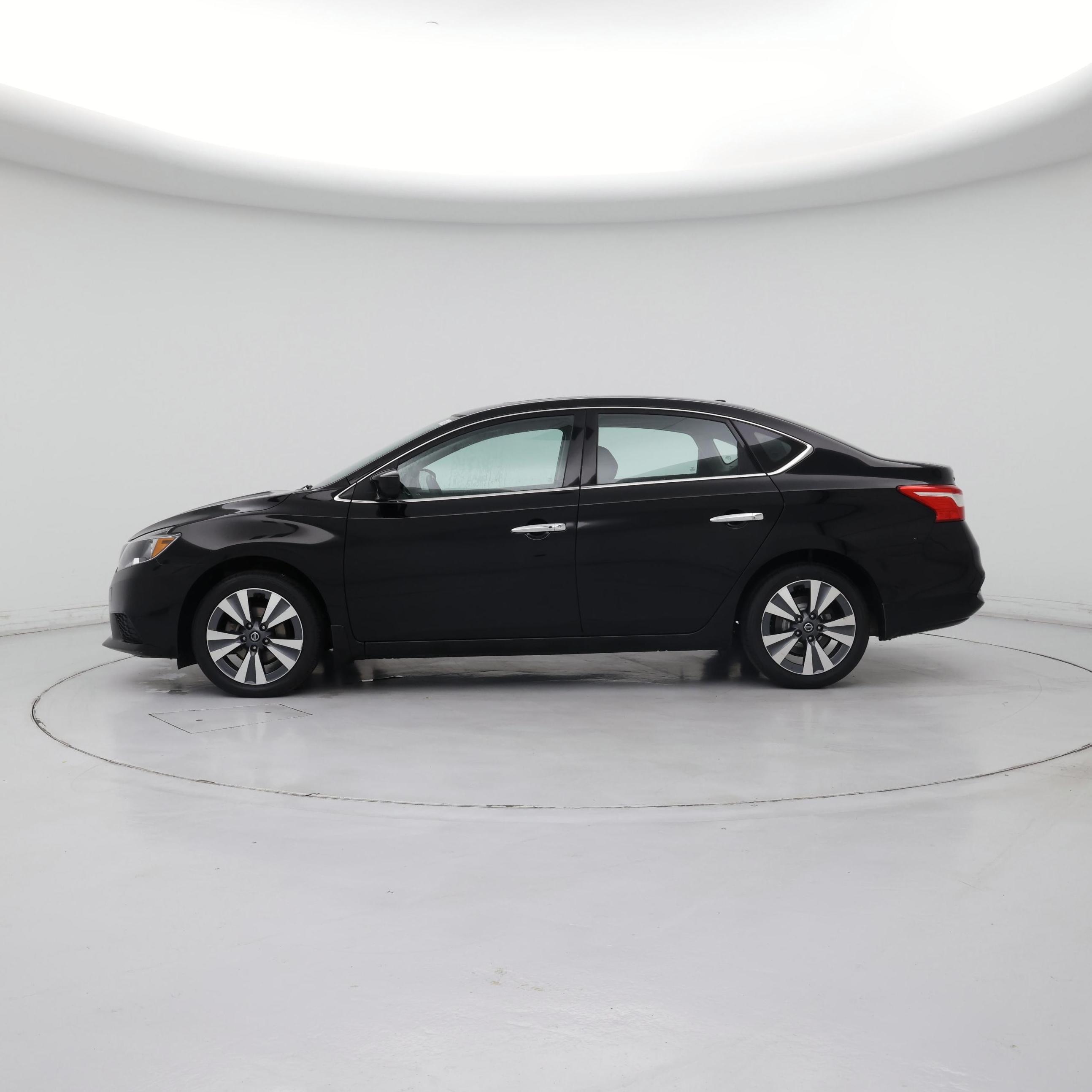 Thumbnail: 2019 Nissan Sentra - 3