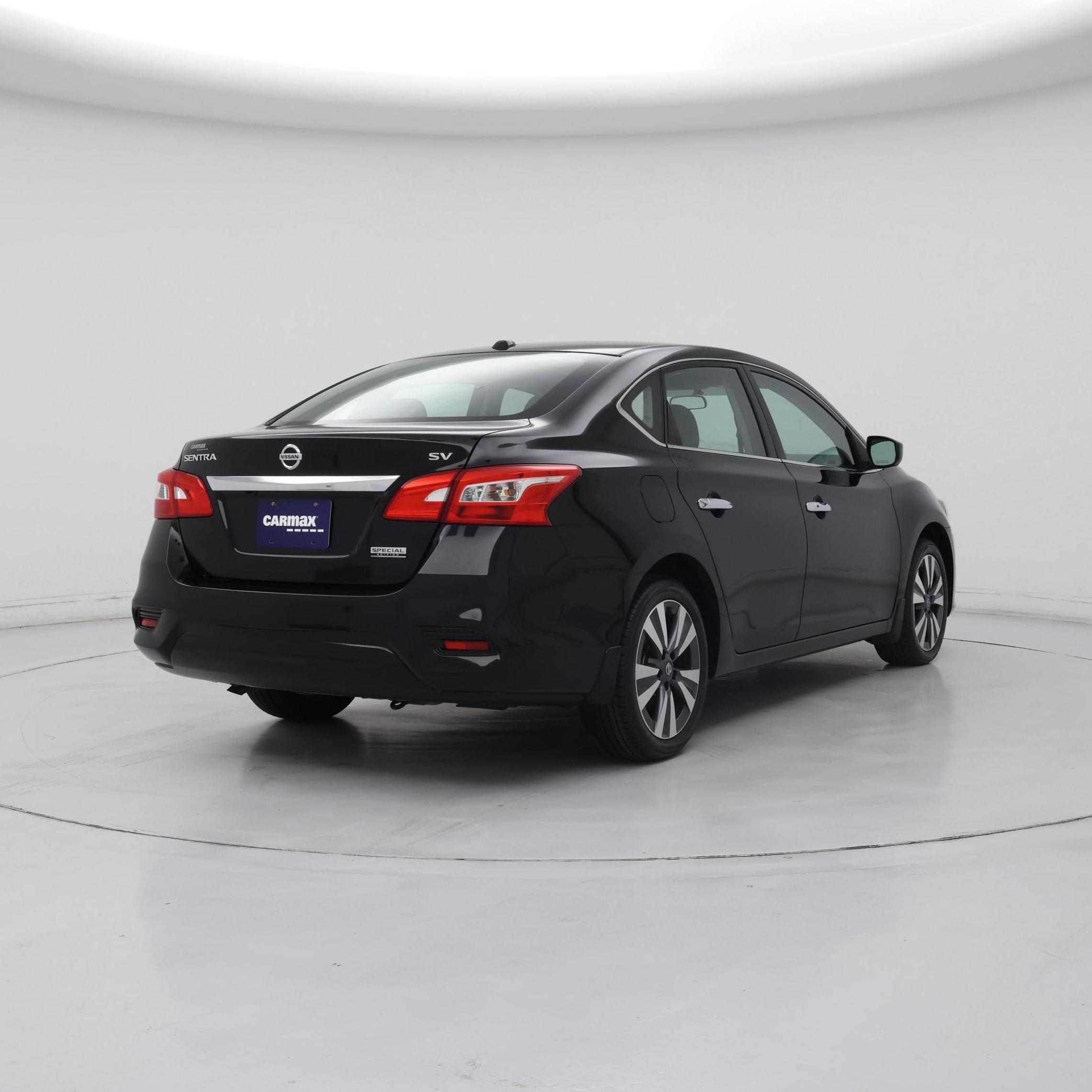 Thumbnail: 2019 Nissan Sentra - 8