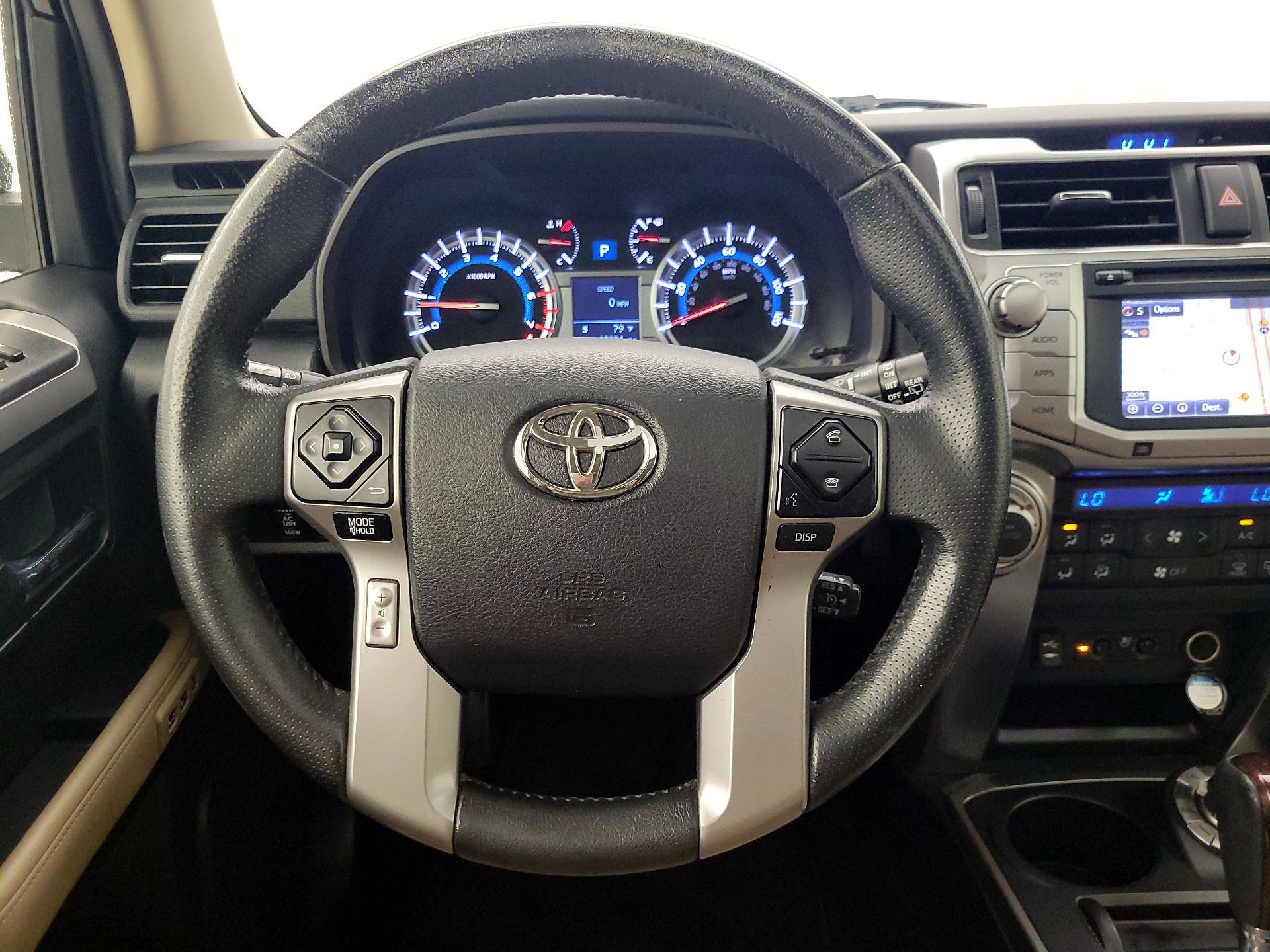 Thumbnail: 2014 Toyota 4Runner - 10