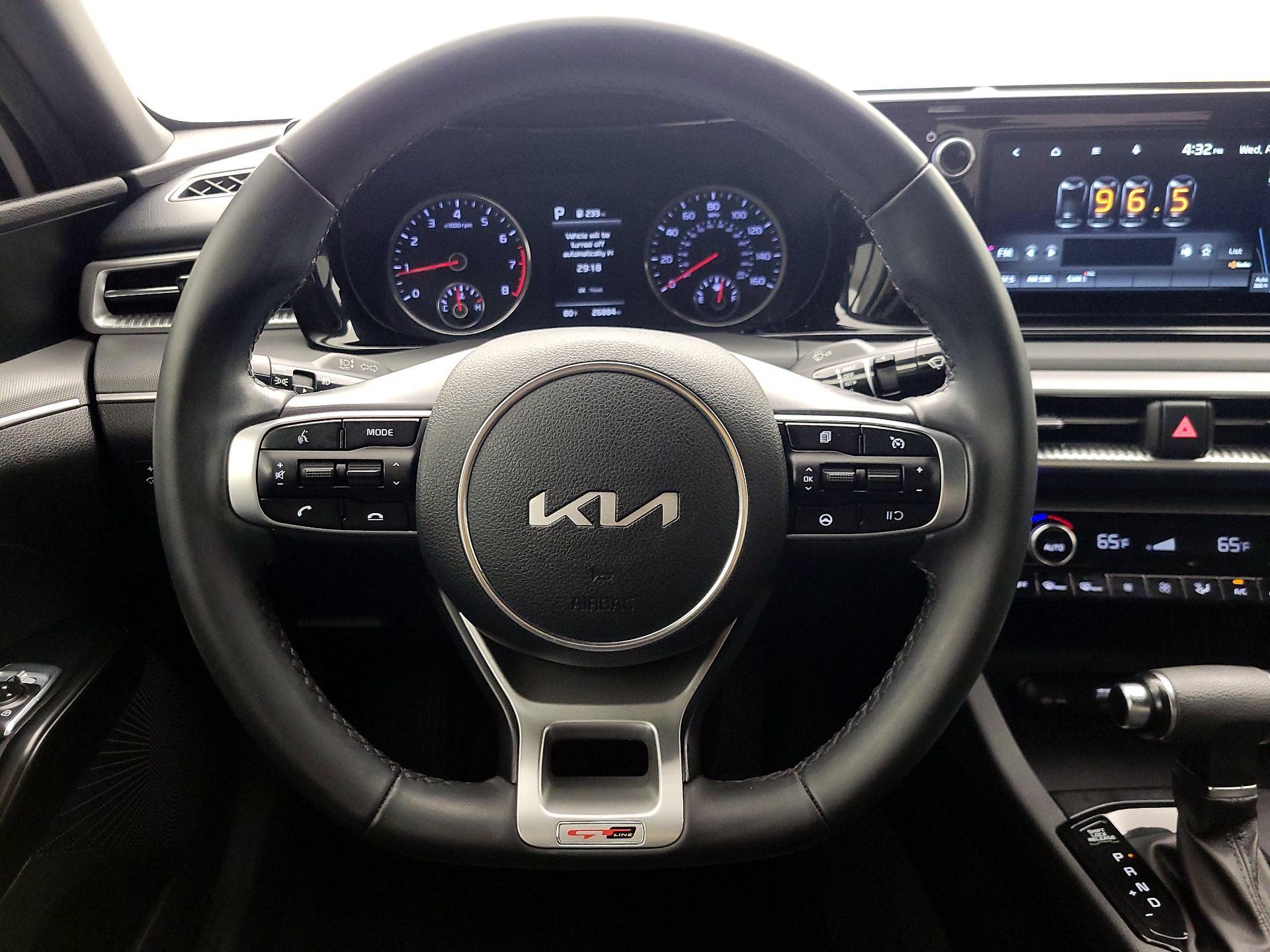 Thumbnail: 2022 Kia K5 - 10
