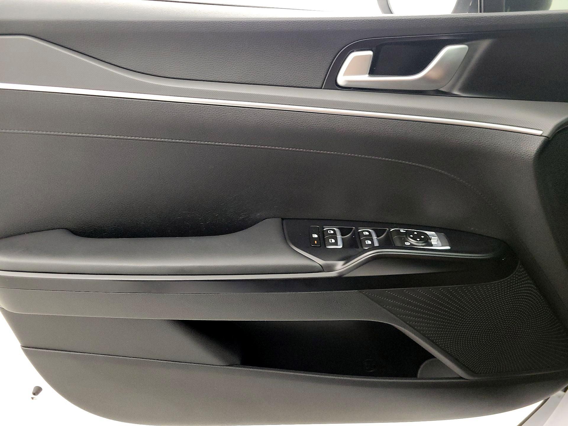 Thumbnail: 2022 Kia K5 - 12