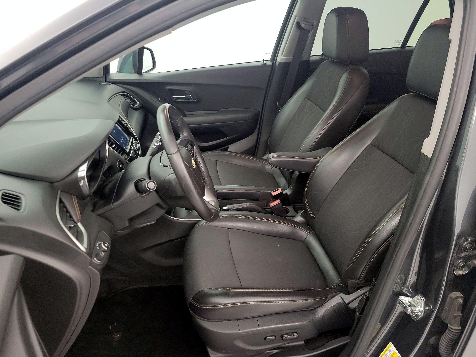 Thumbnail: 2018 Chevrolet Trax - 11