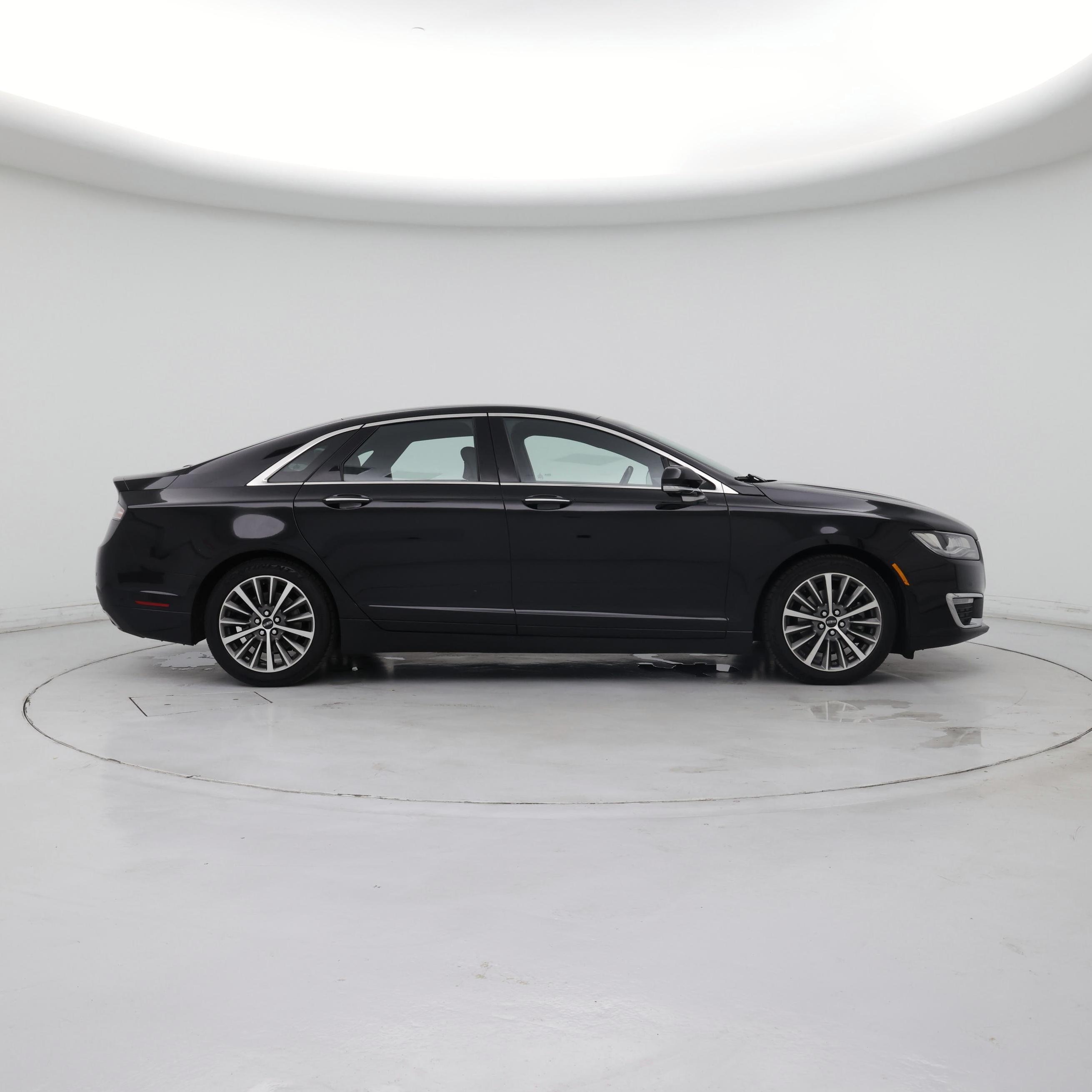 Thumbnail: 2018 Lincoln MKZ - 7