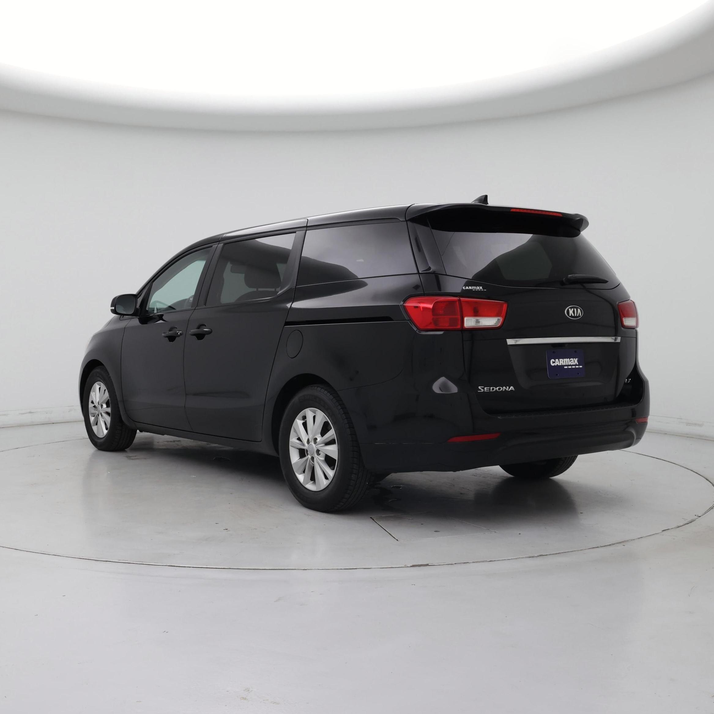 Thumbnail: 2017 Kia Sedona - 2