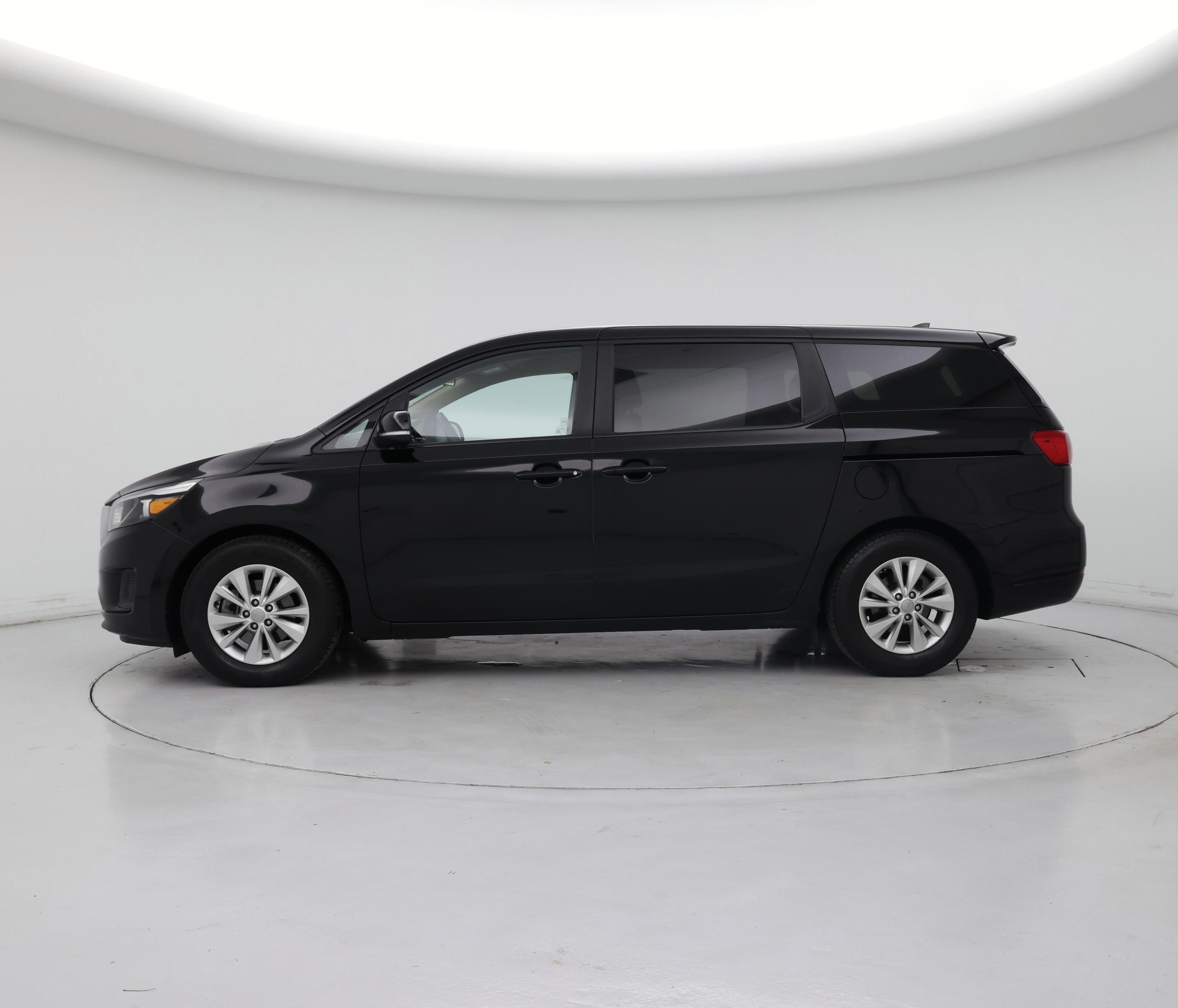 Thumbnail: 2017 Kia Sedona - 3